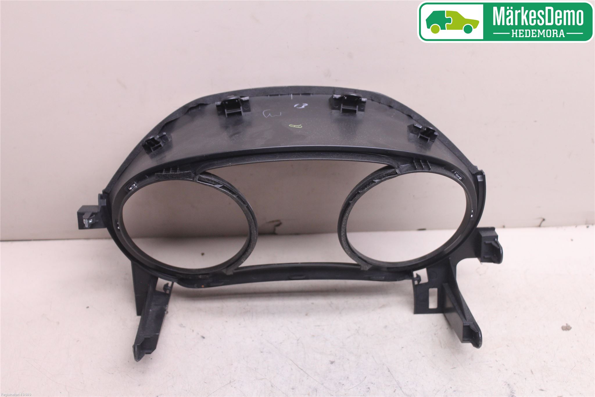 Nissan QASHQAI 14-17 Instrumentsarg