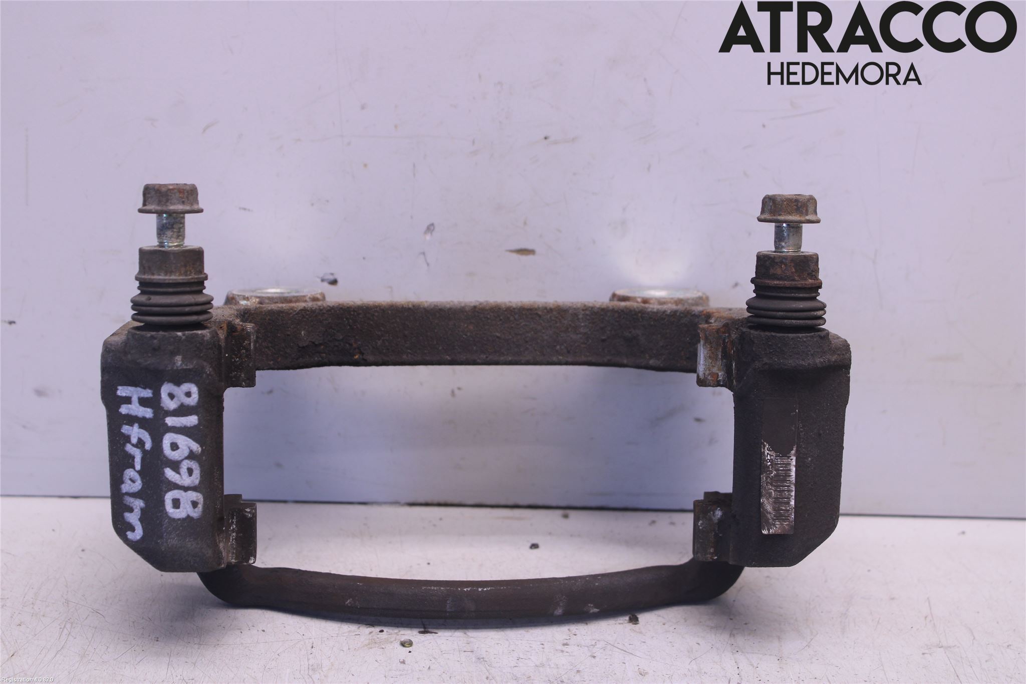 Opel CASCADA 13-19 Bromsokshållare