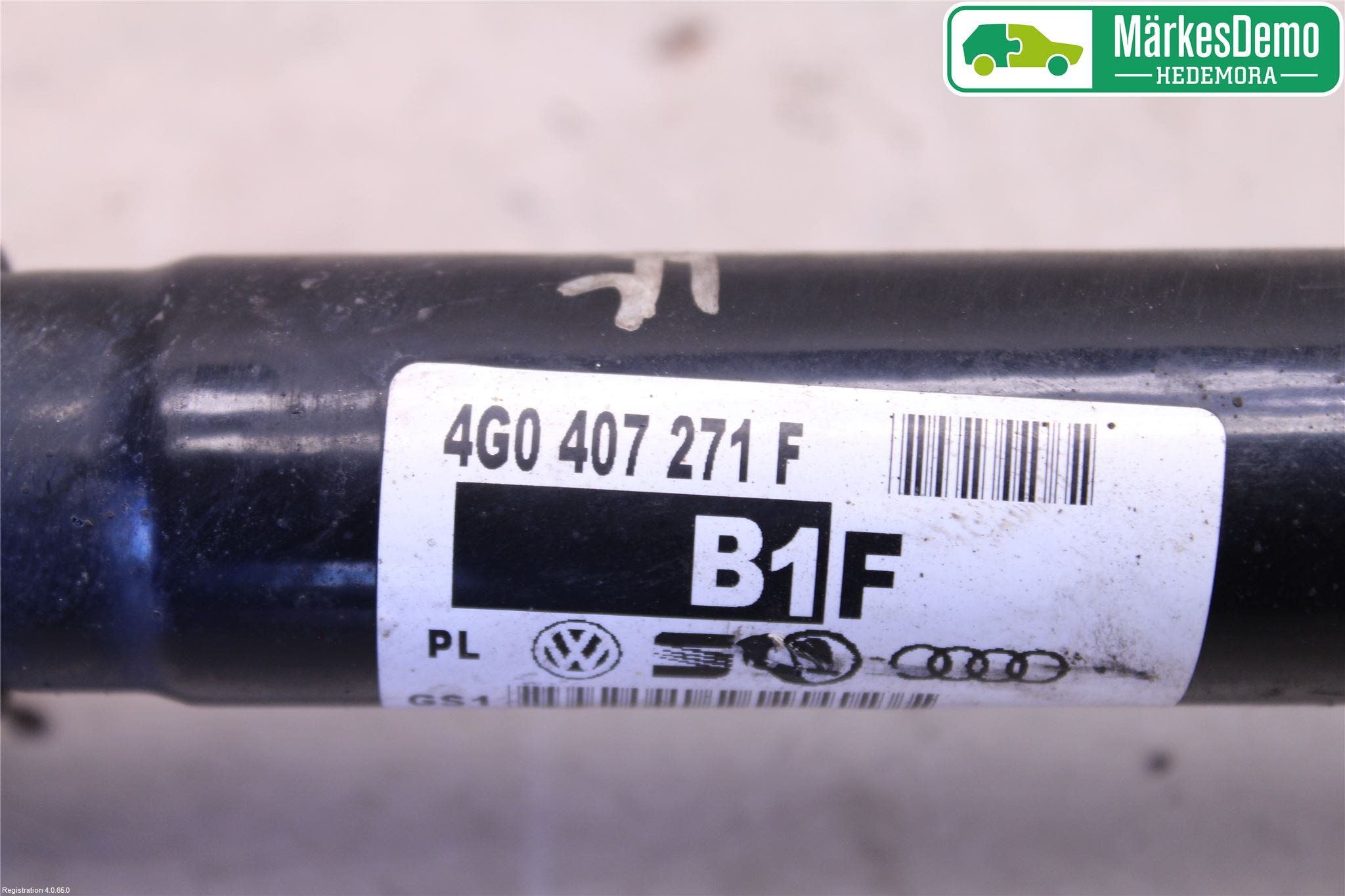 Audi Q5 09-16 Drivaxel Fram Höger
