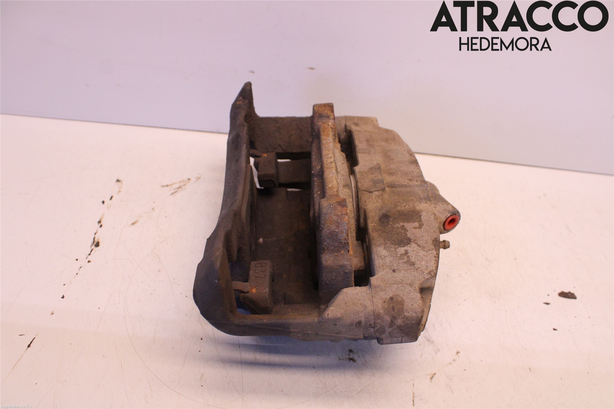 Volvo XC70 08-13 Bromsok Fram Höger