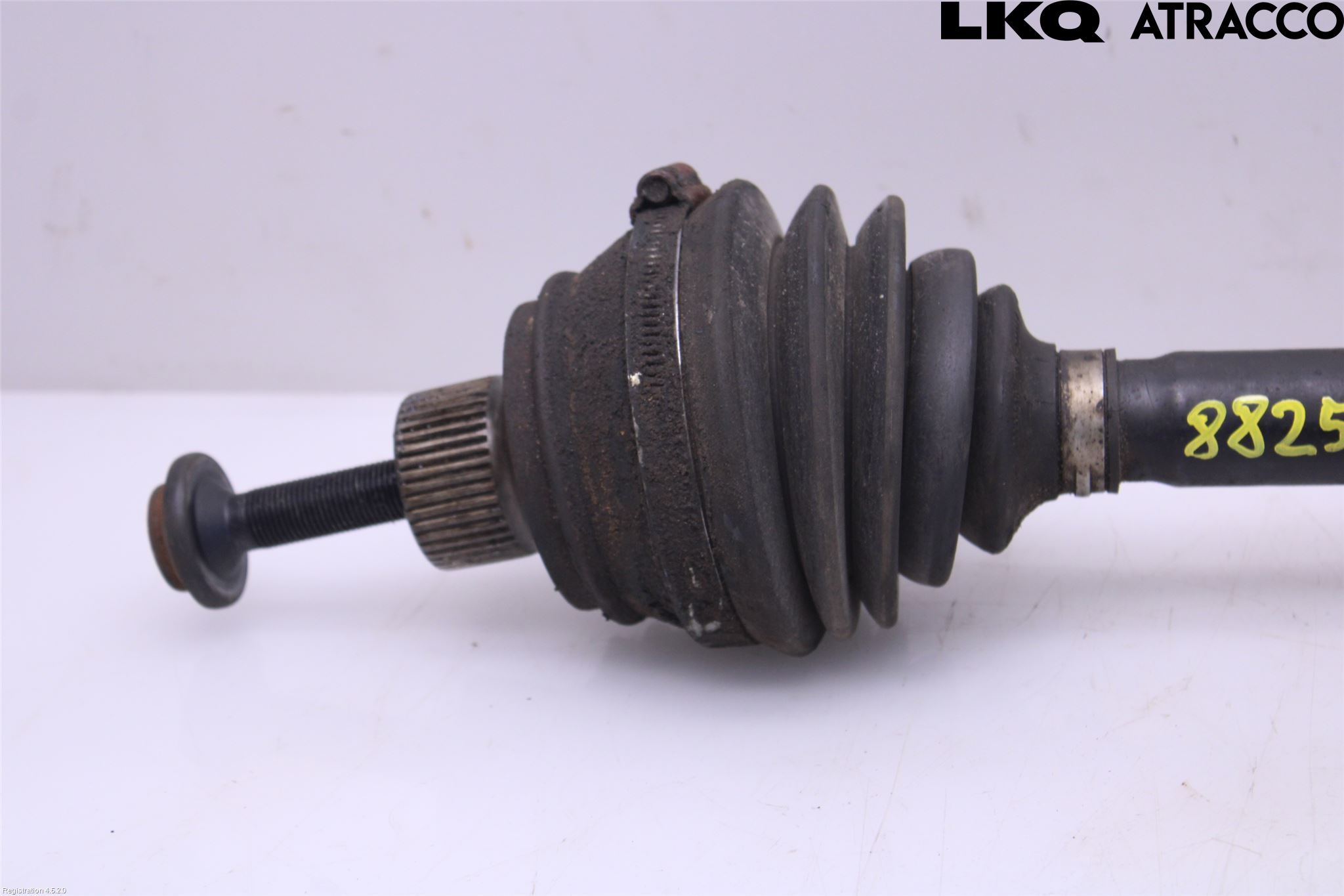 Audi A4/S4 08-11 Drivaxel Fram Vänster