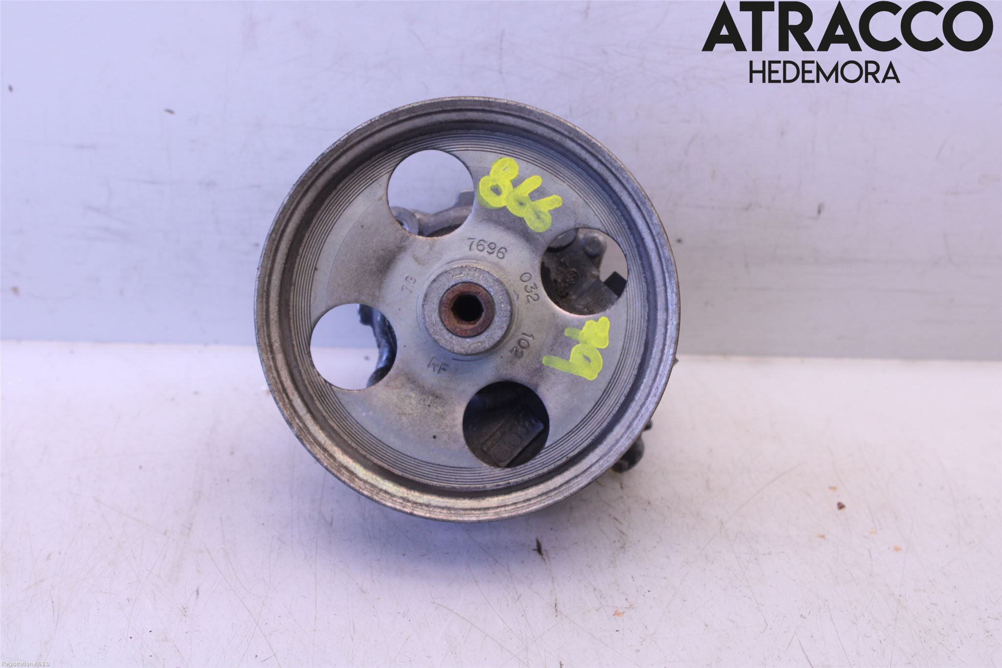 Alfa BRERA Styrservopump