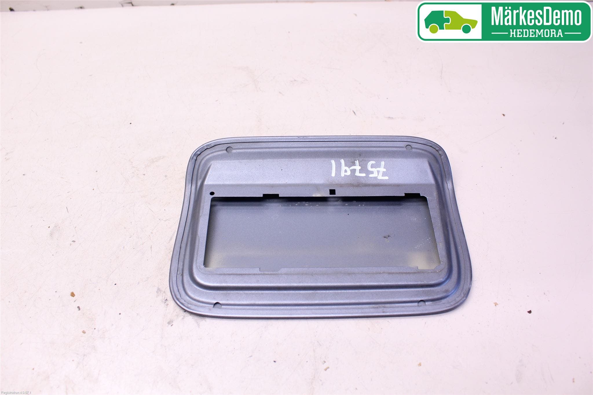 BMW 5 F10/F11/F18 09-17 Tanklucka