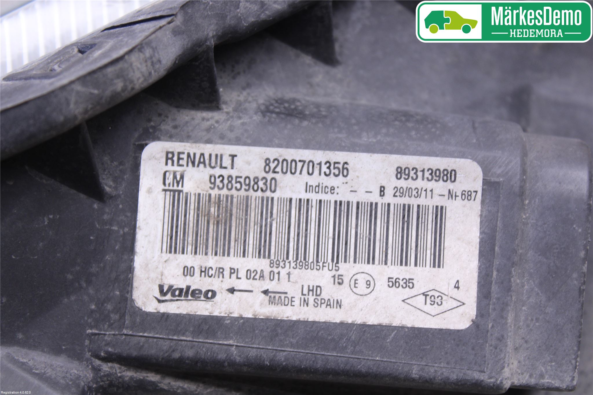 Nissan PRIMASTAR Strålkastare Höger