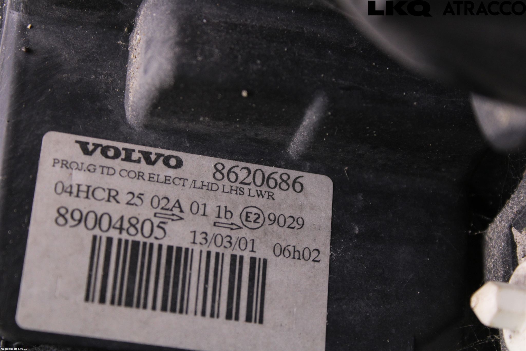 Volvo V70 00-04 Strålkastare Vänster