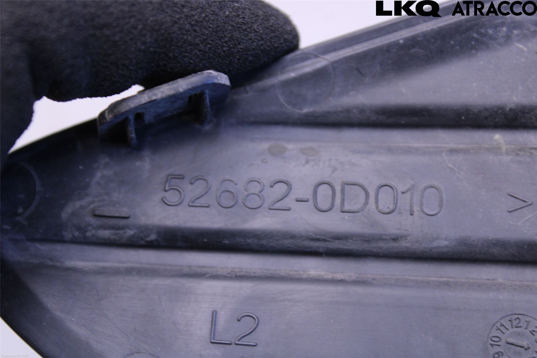 Toyota YARIS XP130 15-20 Stötfångardel Bak Vä