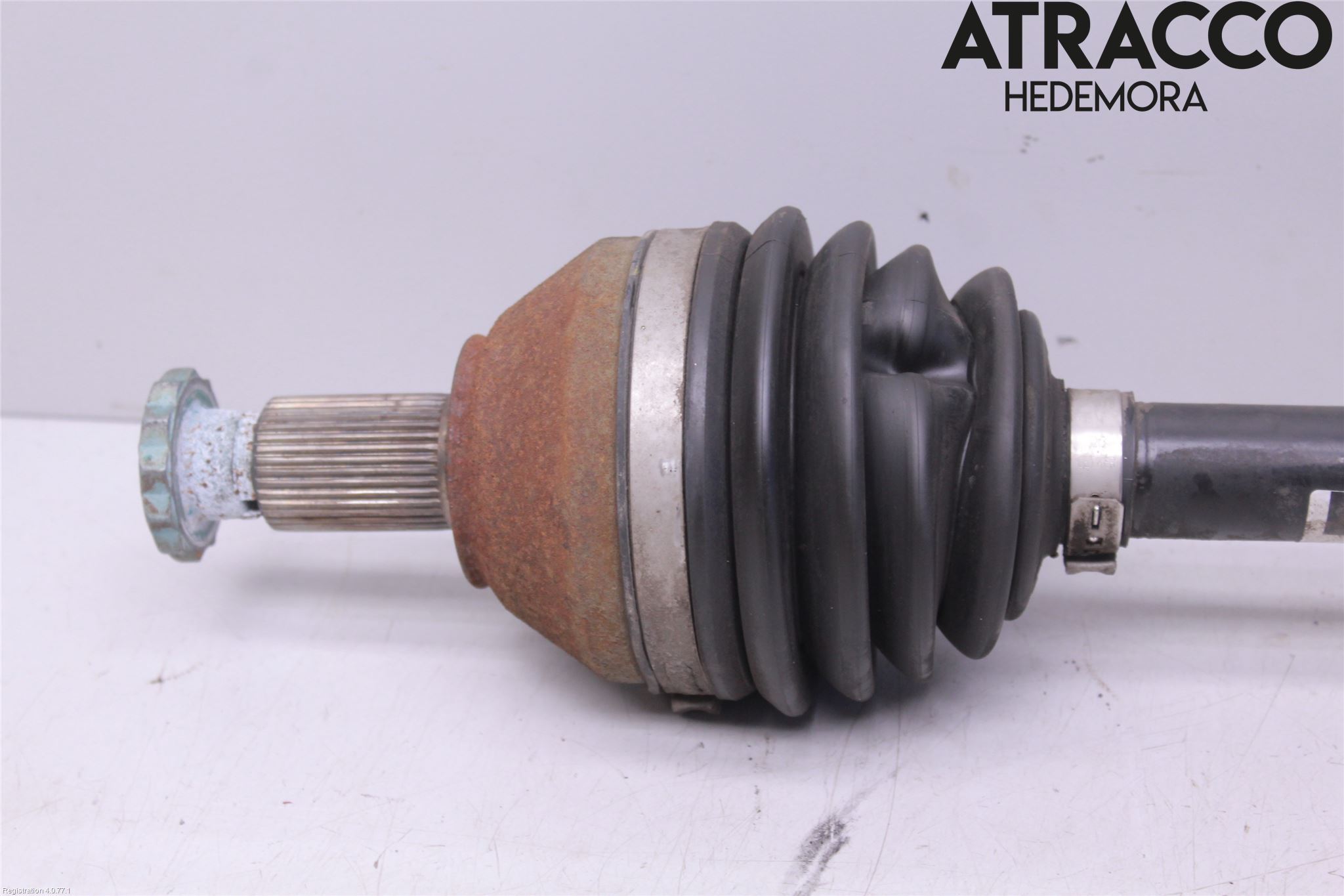 Volkswagen VW POLO 10-17 Drivaxel Fram Vänster