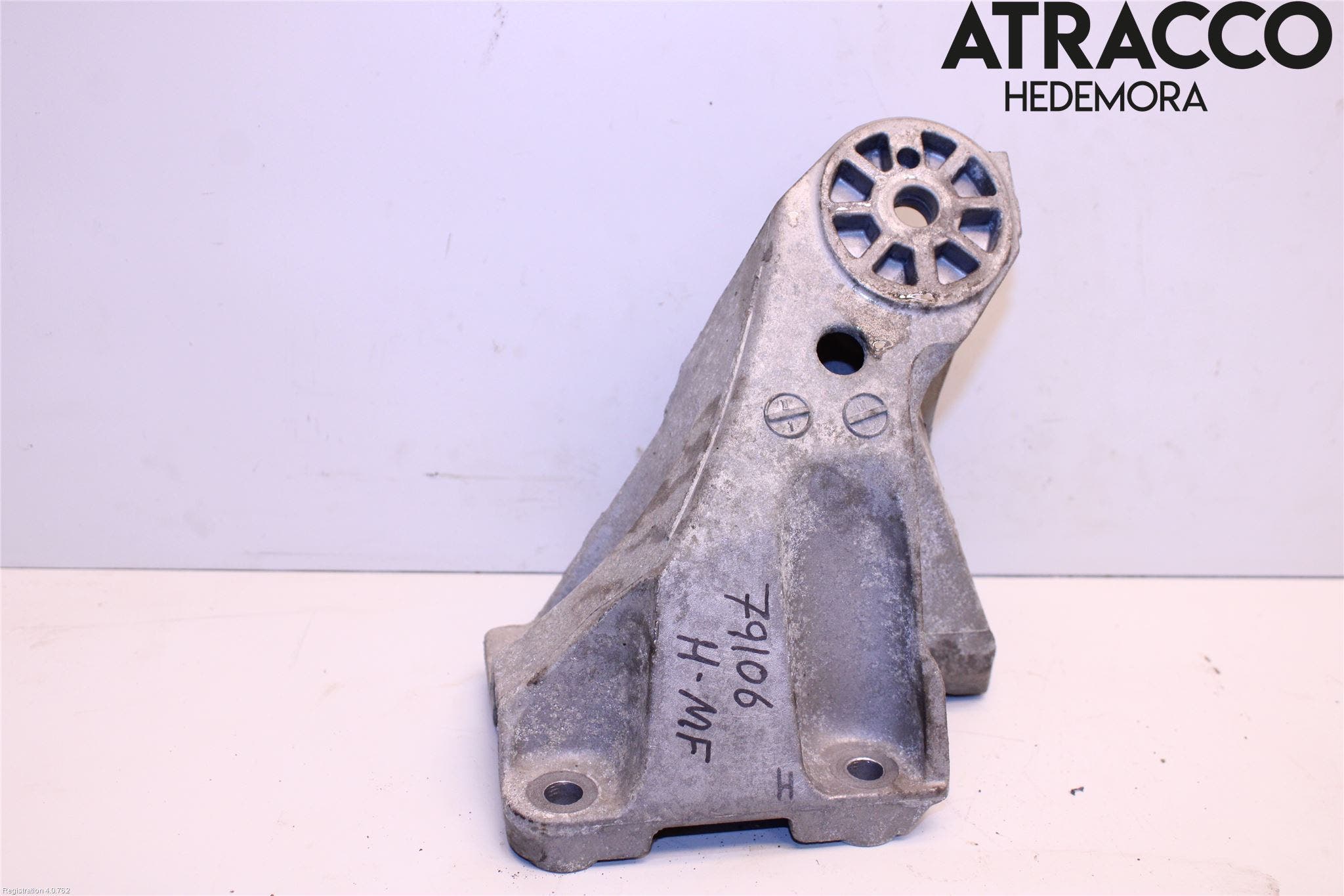 Audi Q7/SQ7 Motorfäste