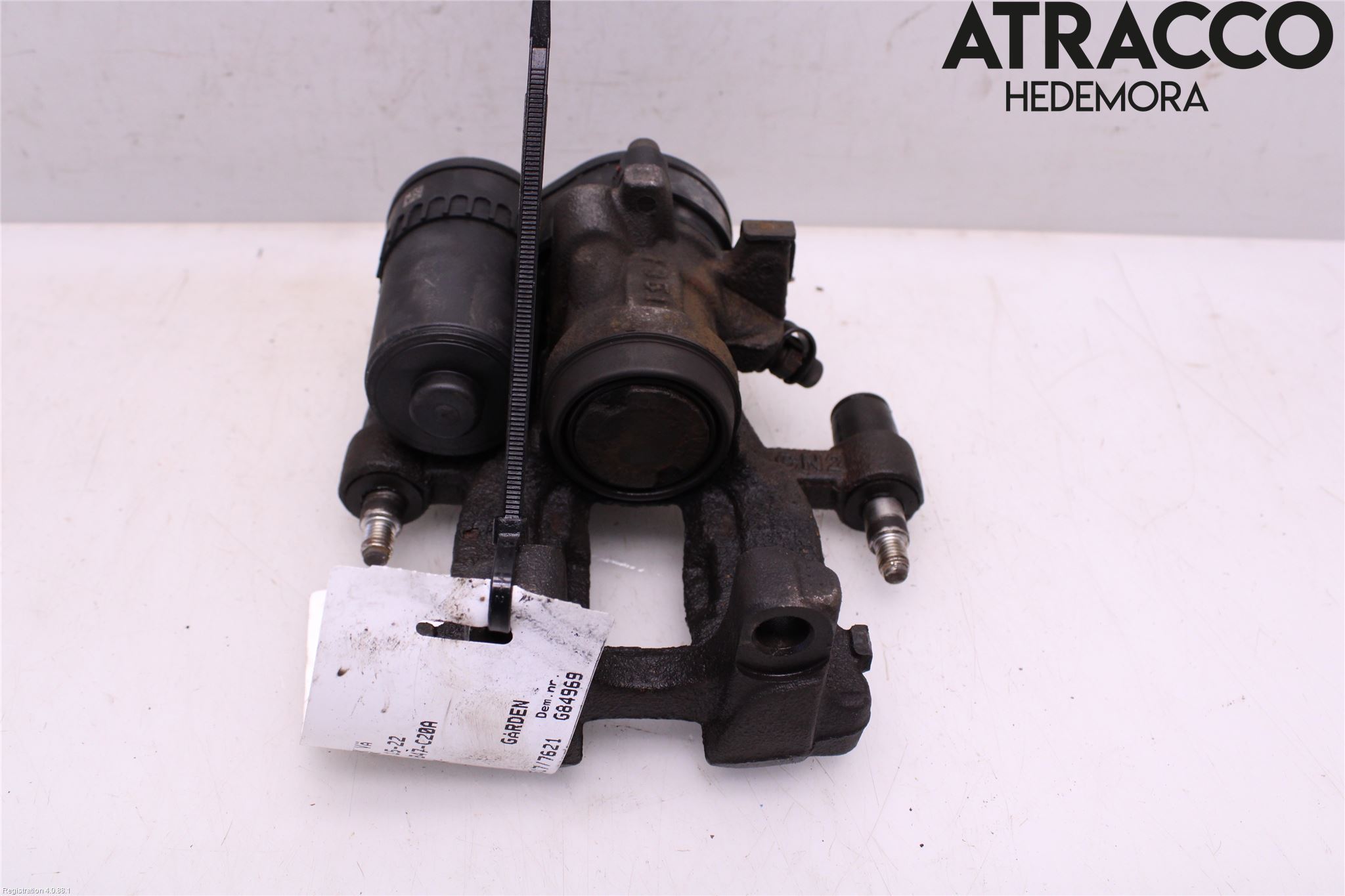 BMW X1 F48 15-22 Bromsok Bak Vänster