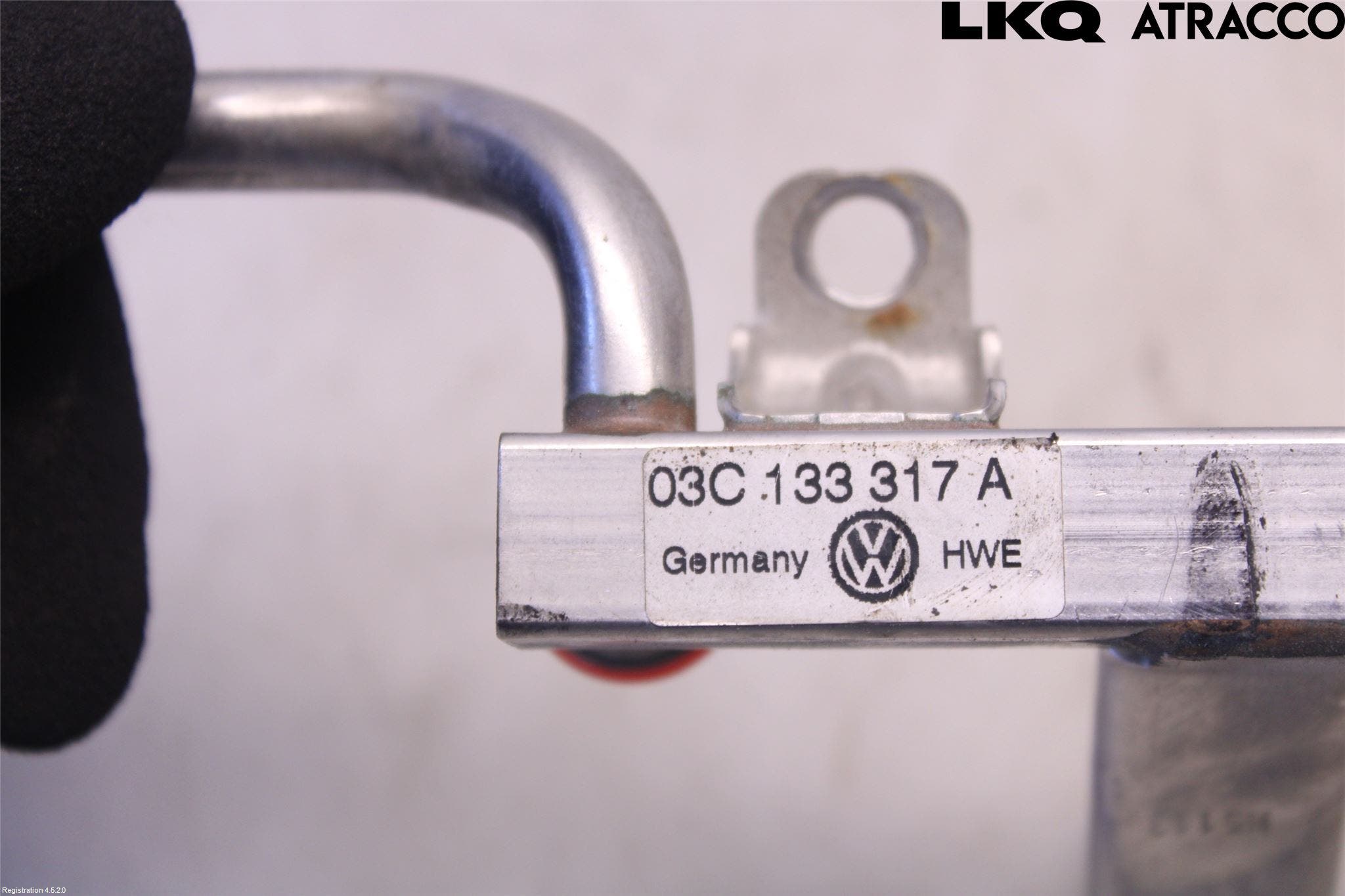 Volkswagen VW PASSAT 11-14 Inj. Fuelrail