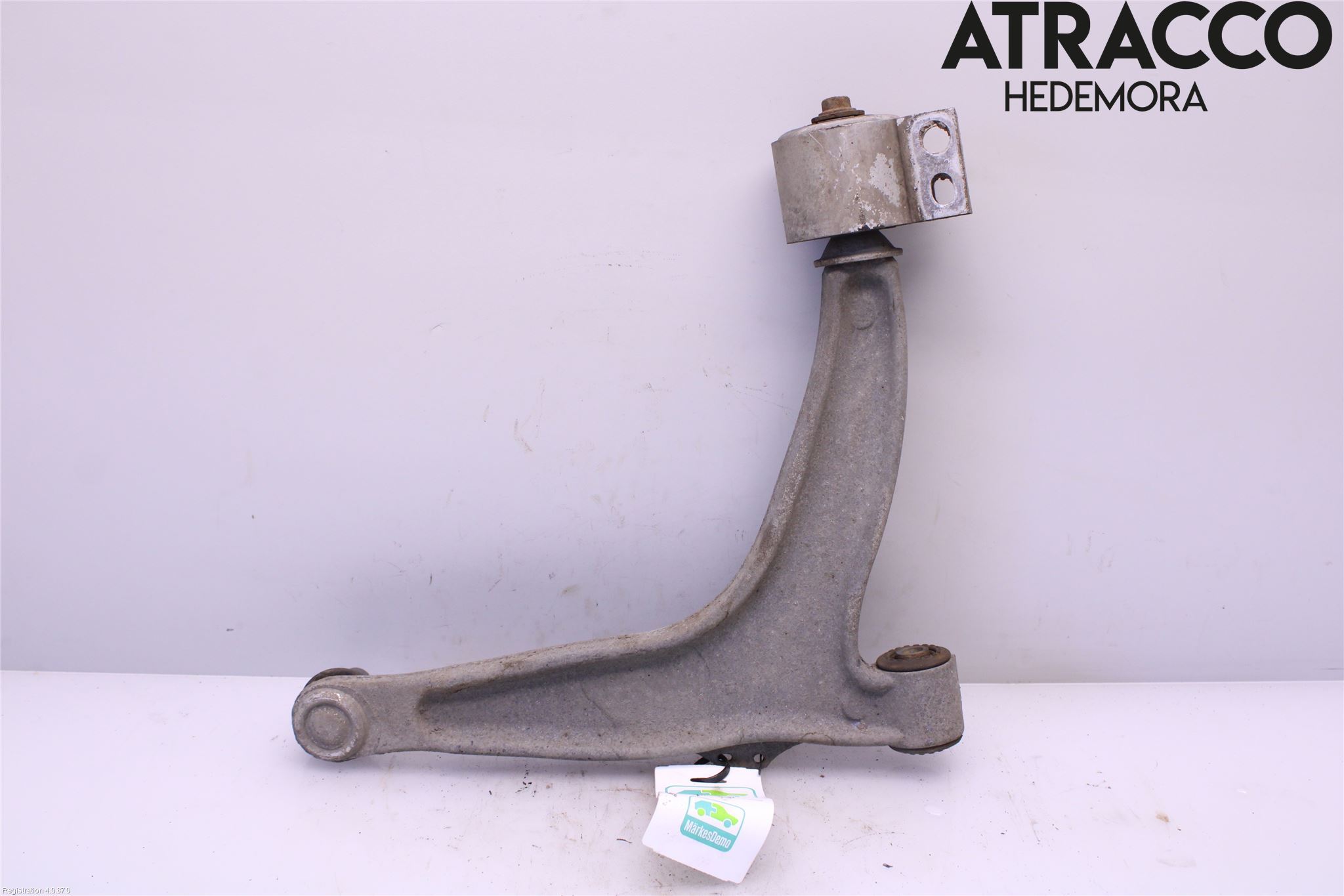 Saab 9-3 VER 2 Bärarm Fram Undre Vä