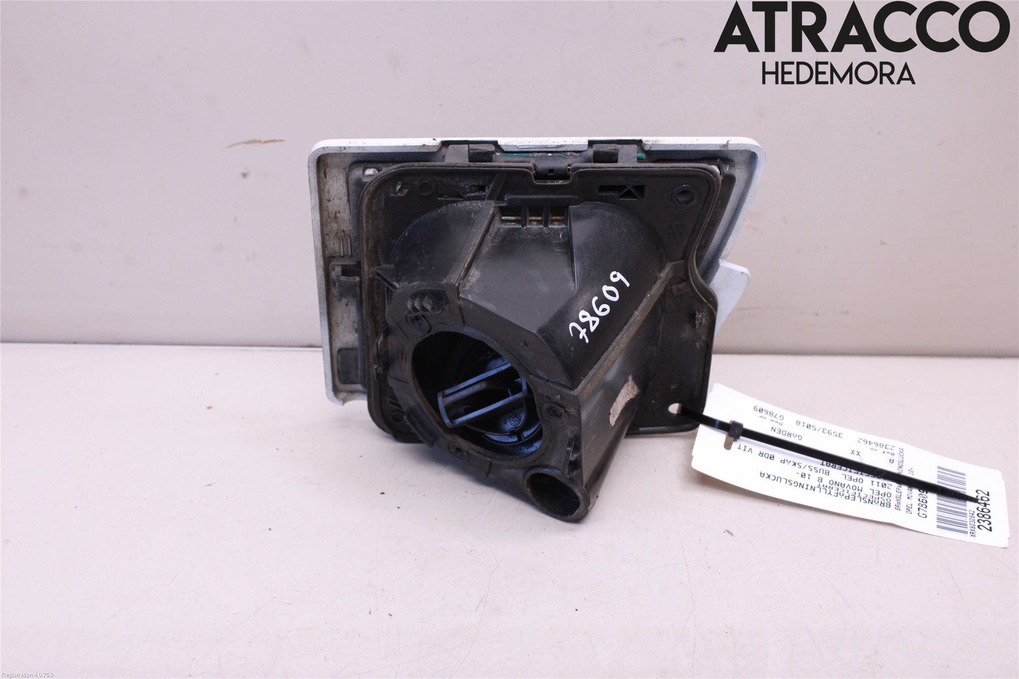 Opel MOVANO B 10-22 Tanklucka