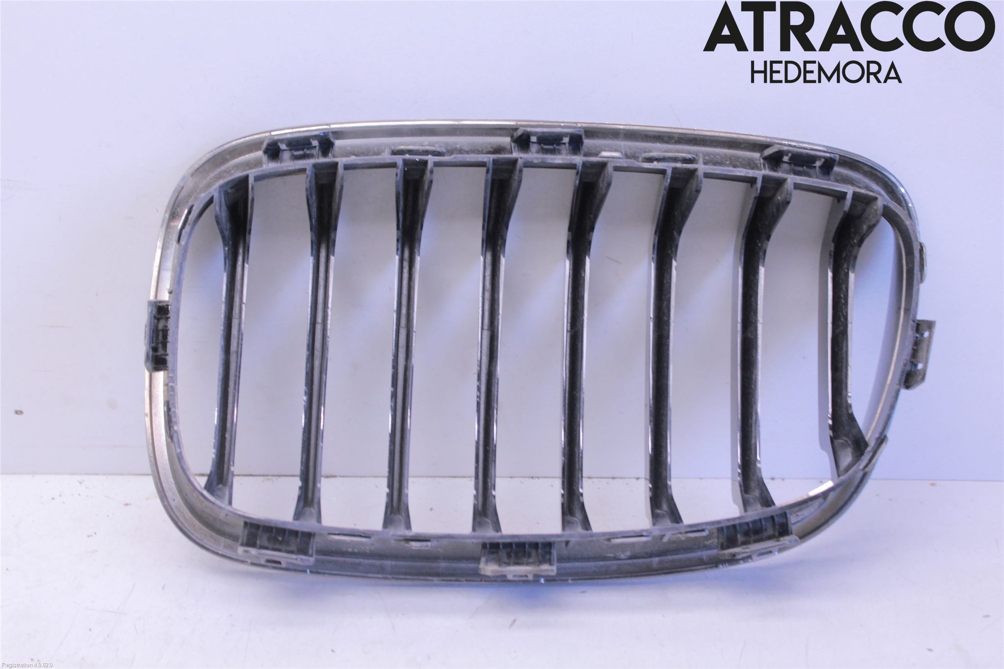 BMW 1 F20/F21 11-19 Grilldel Höger