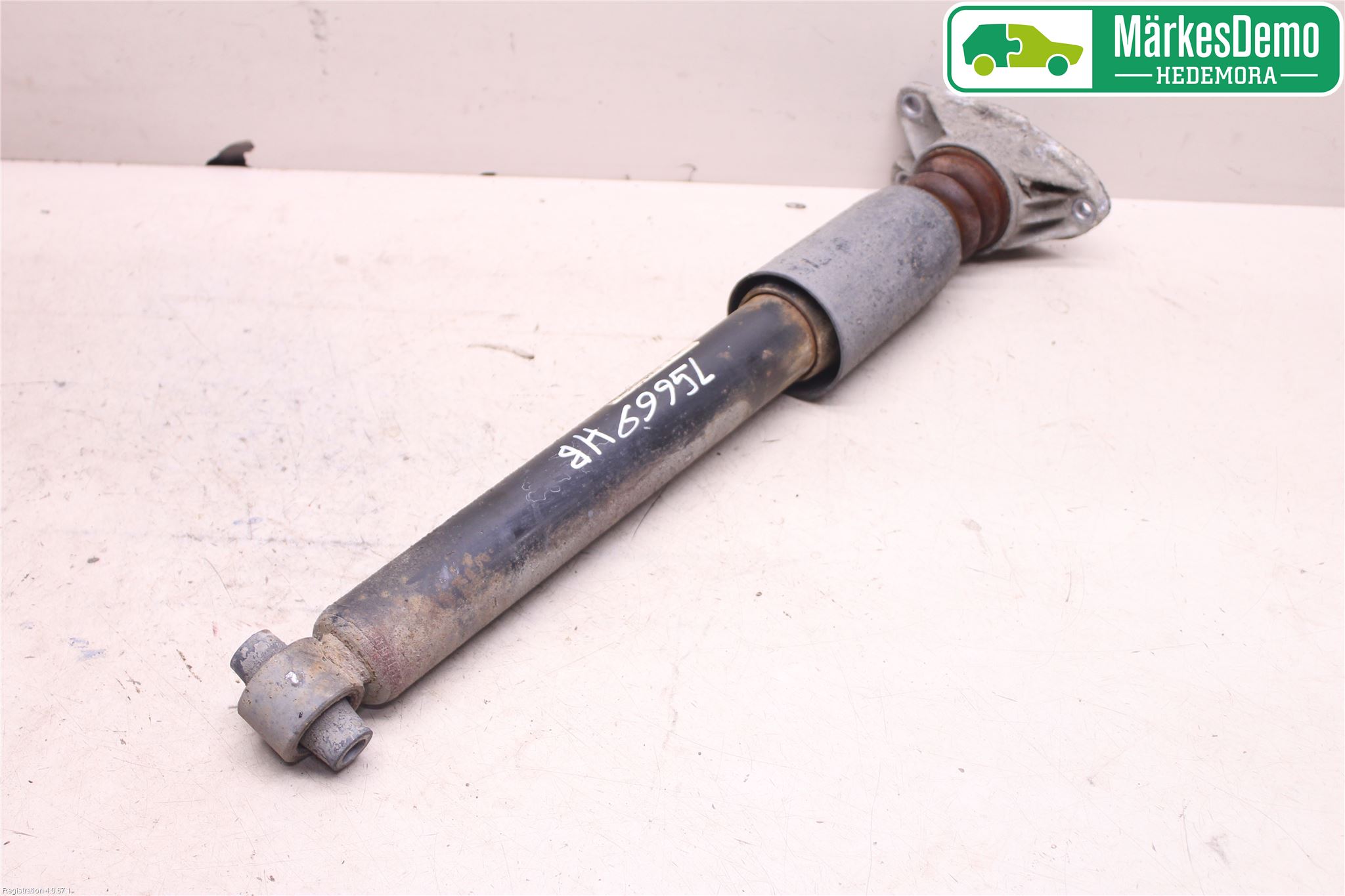 BMW 3 F30/F31/F80 12-19 Stötdämpare Bak