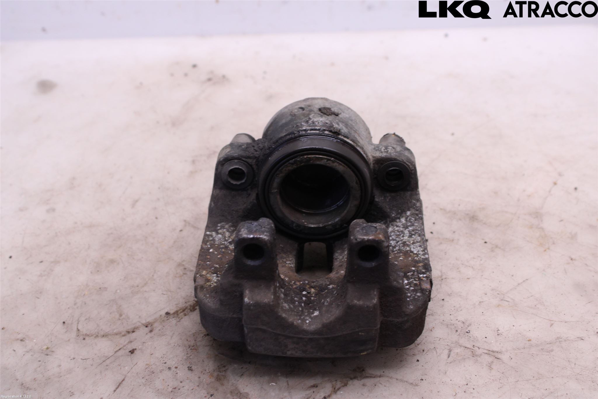 BMW 5 F10/F11/F18 09-17 Bromsok Fram Vänster