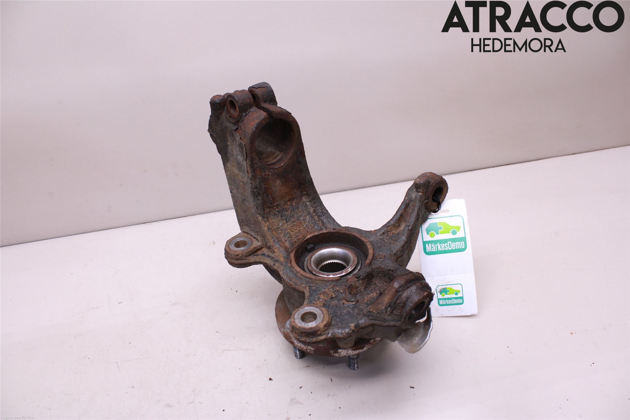 Ford MONDEO 07-15 Styrspindel Lagerhus Hö