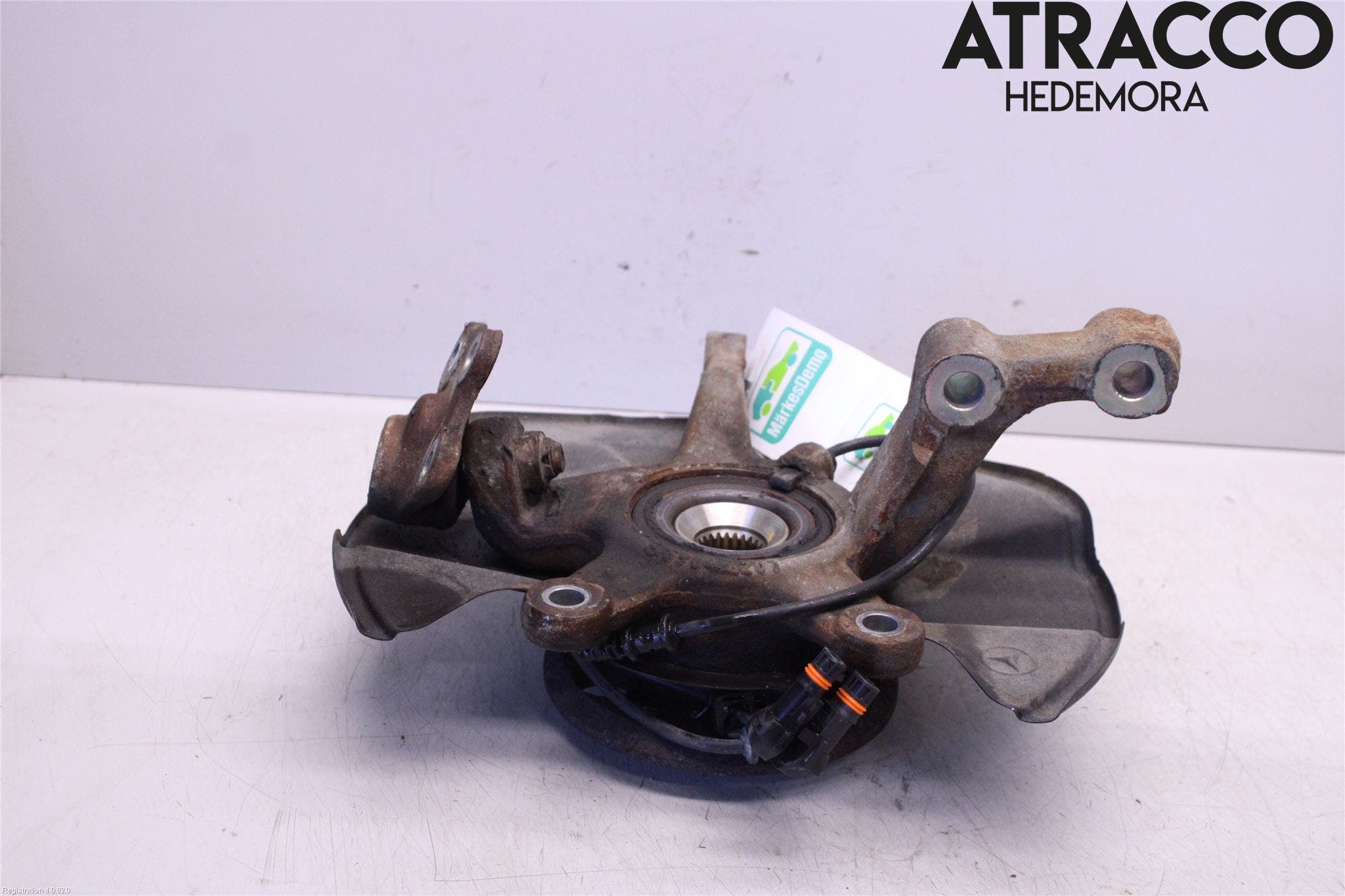 Mercedes-Benz MB B-KLASS (W245) 05-12 Styrspindel Lagerhus Hö