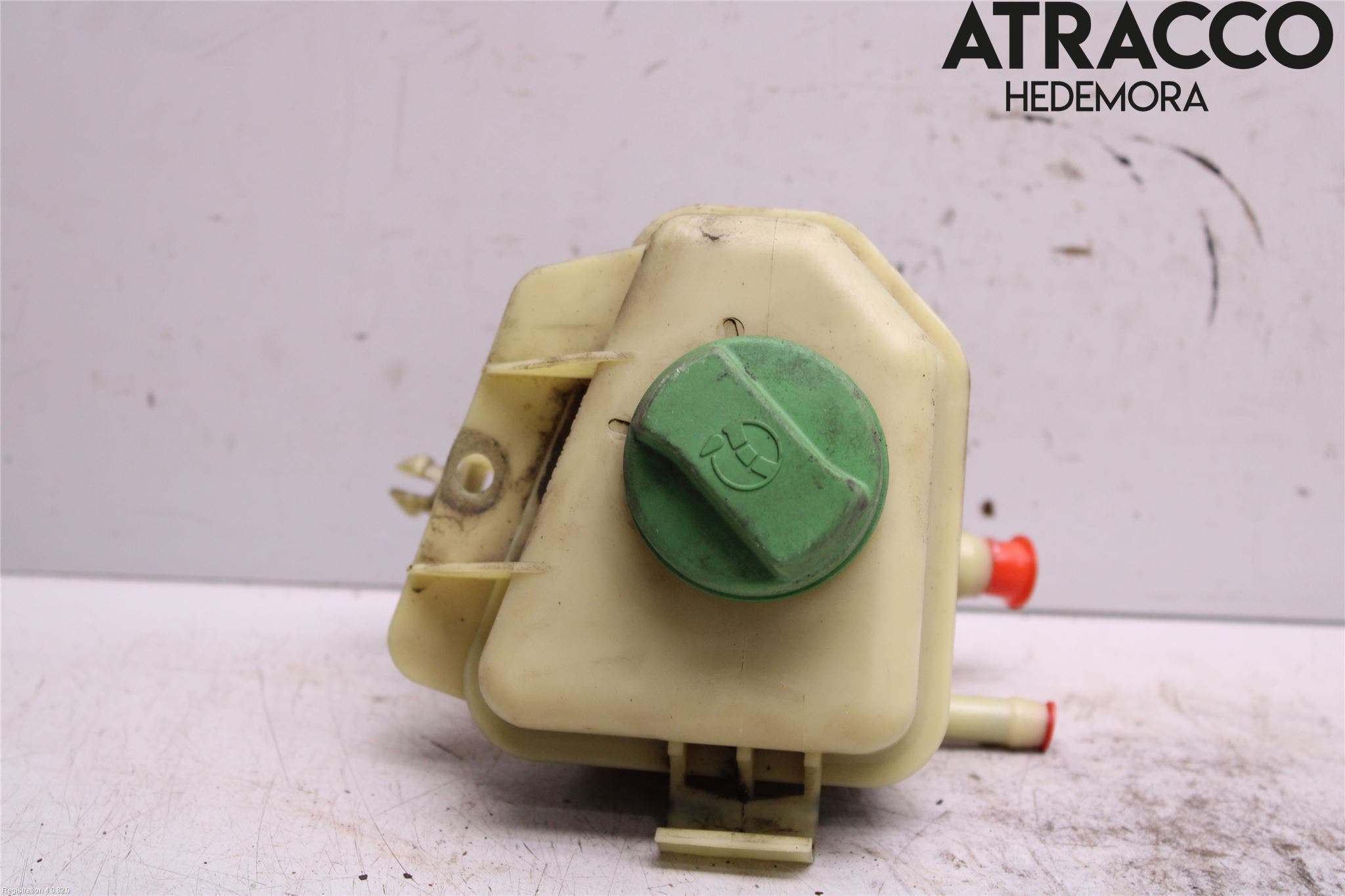 Volkswagen VW TRANSP/CARAVELLE (T5) 04-15 Styrservooljebehållare