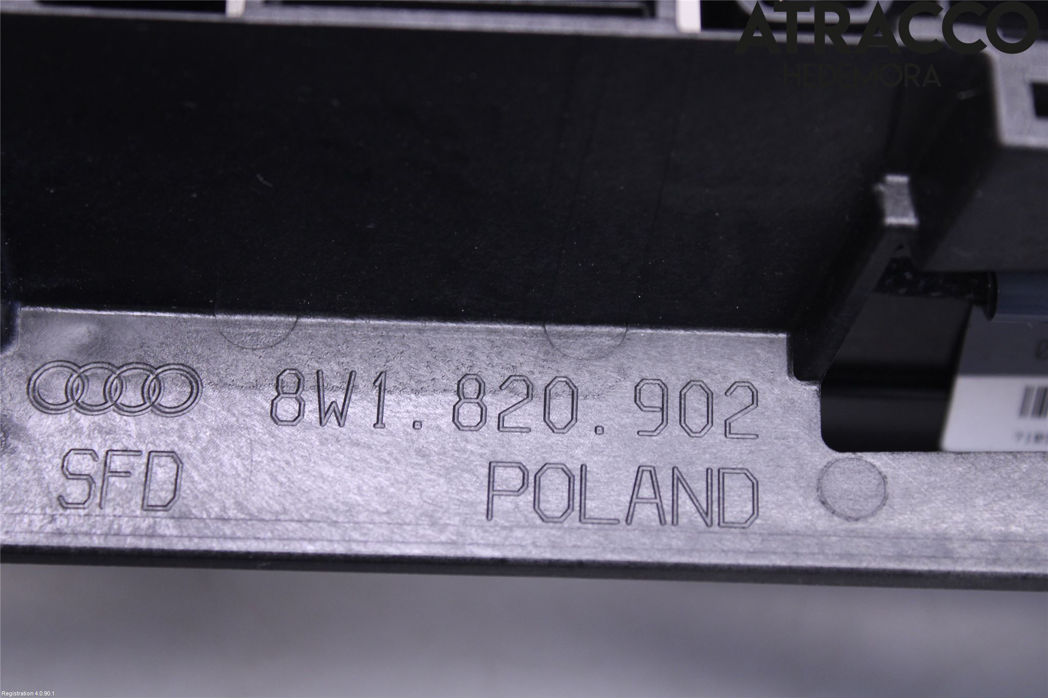 Audi A4/S4 B9 16-19 Defrosterkanal-Munstycke