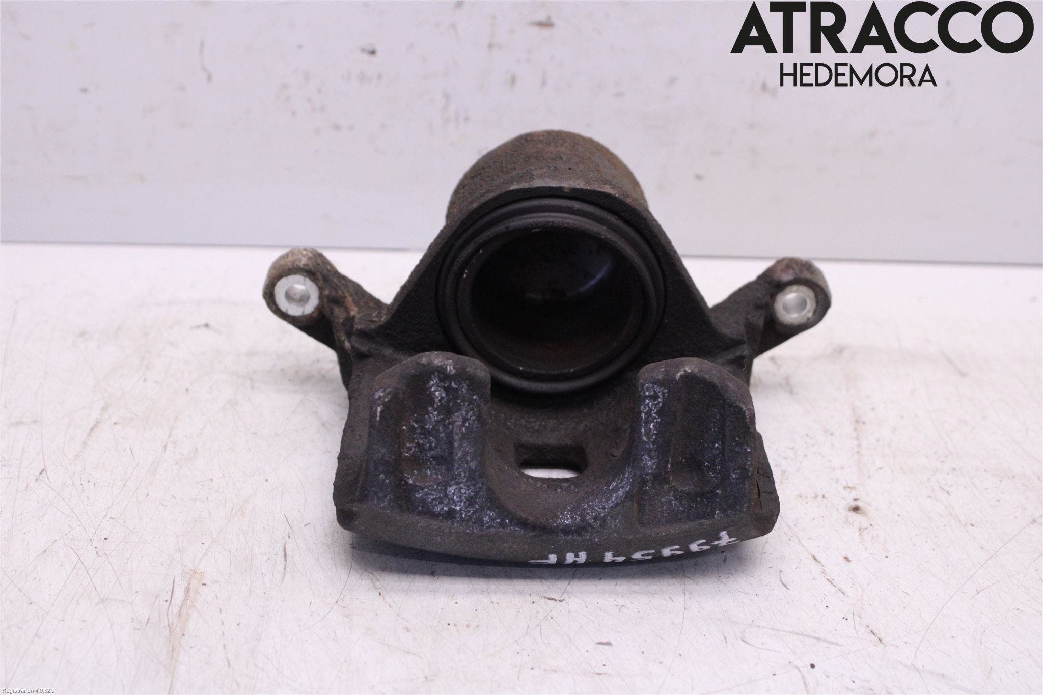 Nissan PULSAR Bromsok Fram Höger