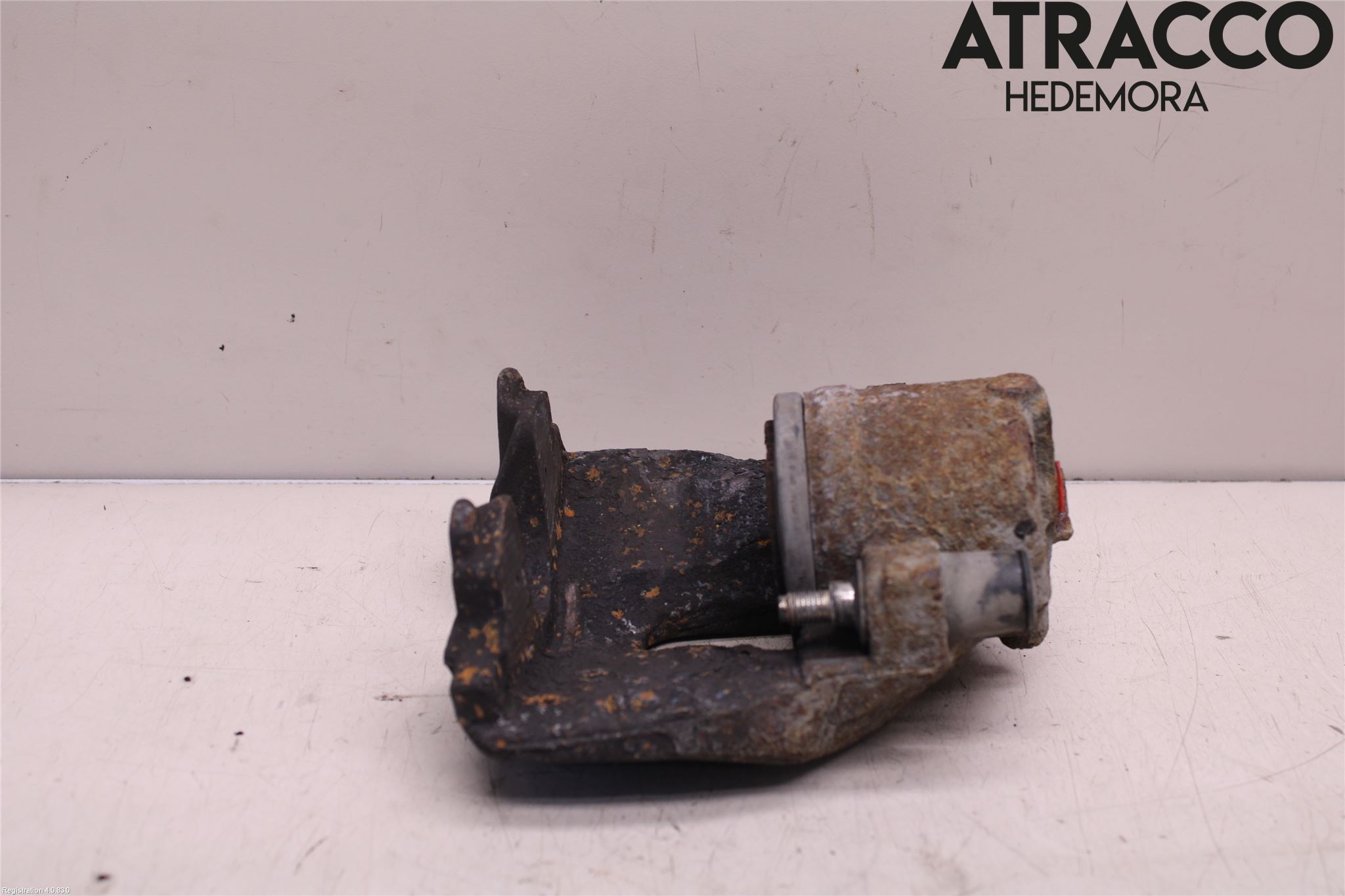 Saab 9-5     06-10 Bromsok Fram Vänster