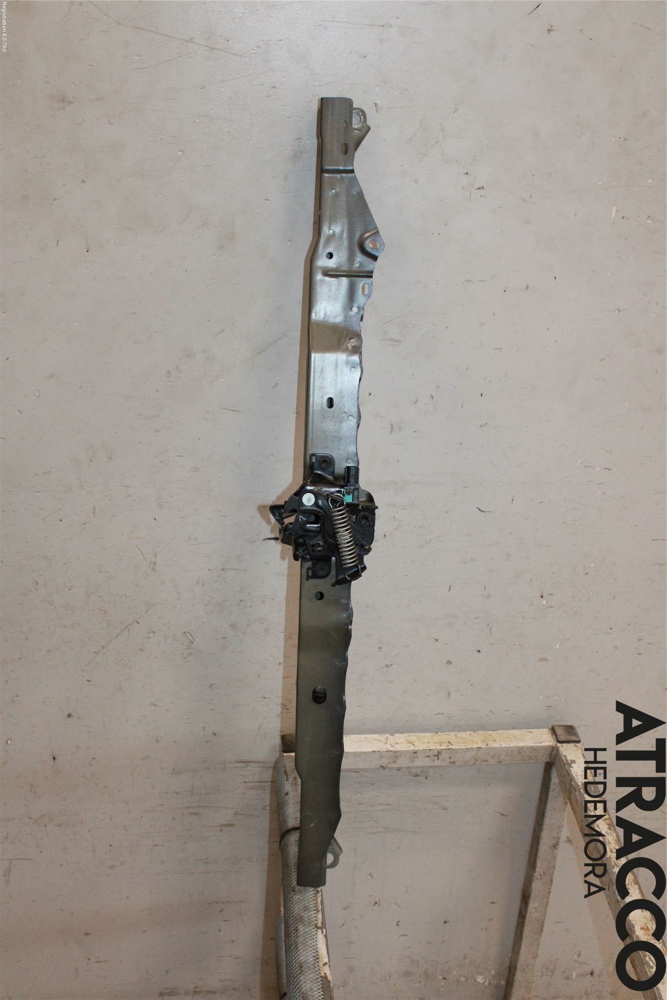 Toyota RAV4 13-18 Frontplåt Övre