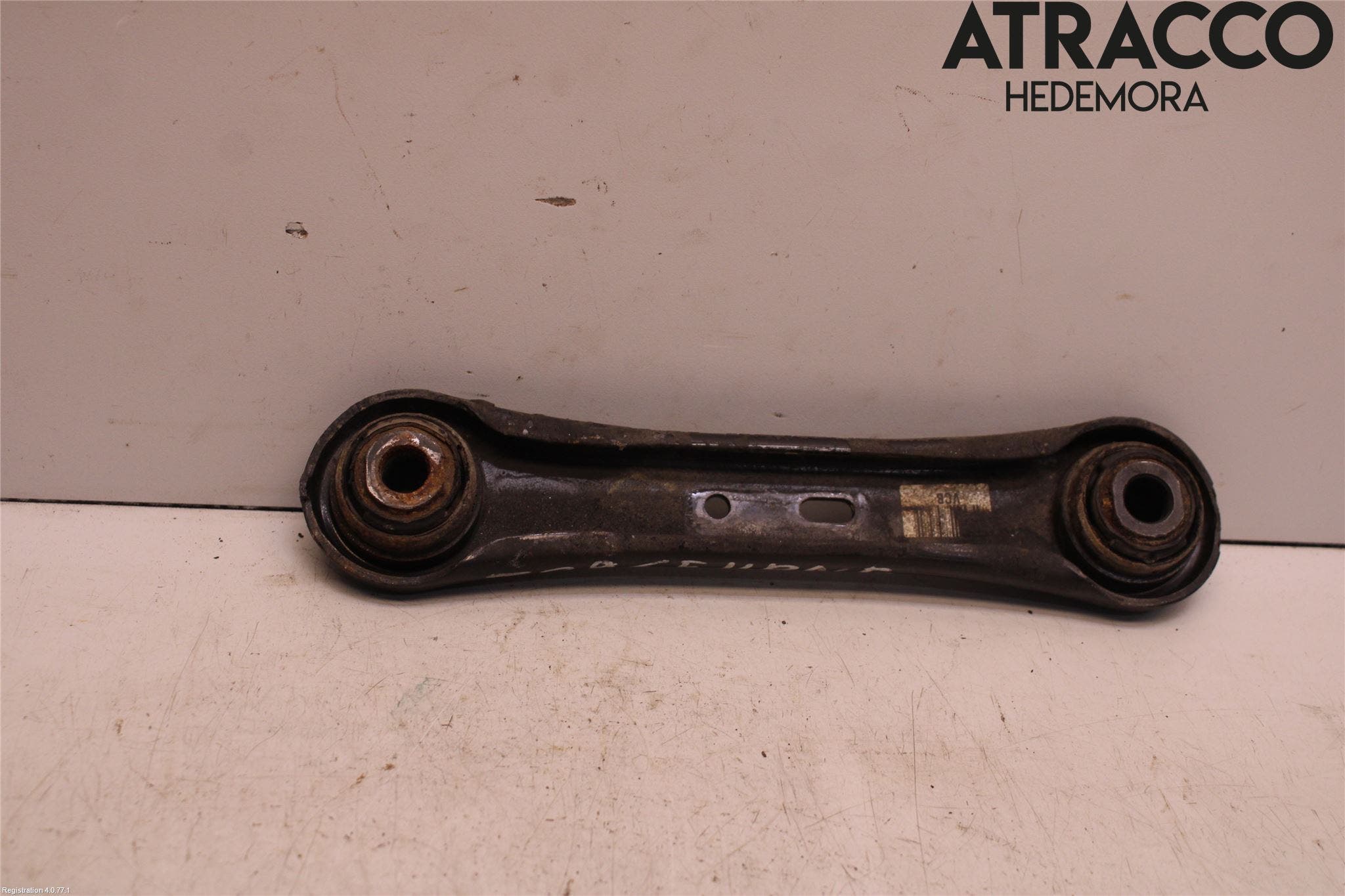 Volvo V70 14-16 Bärarm Bak Höger