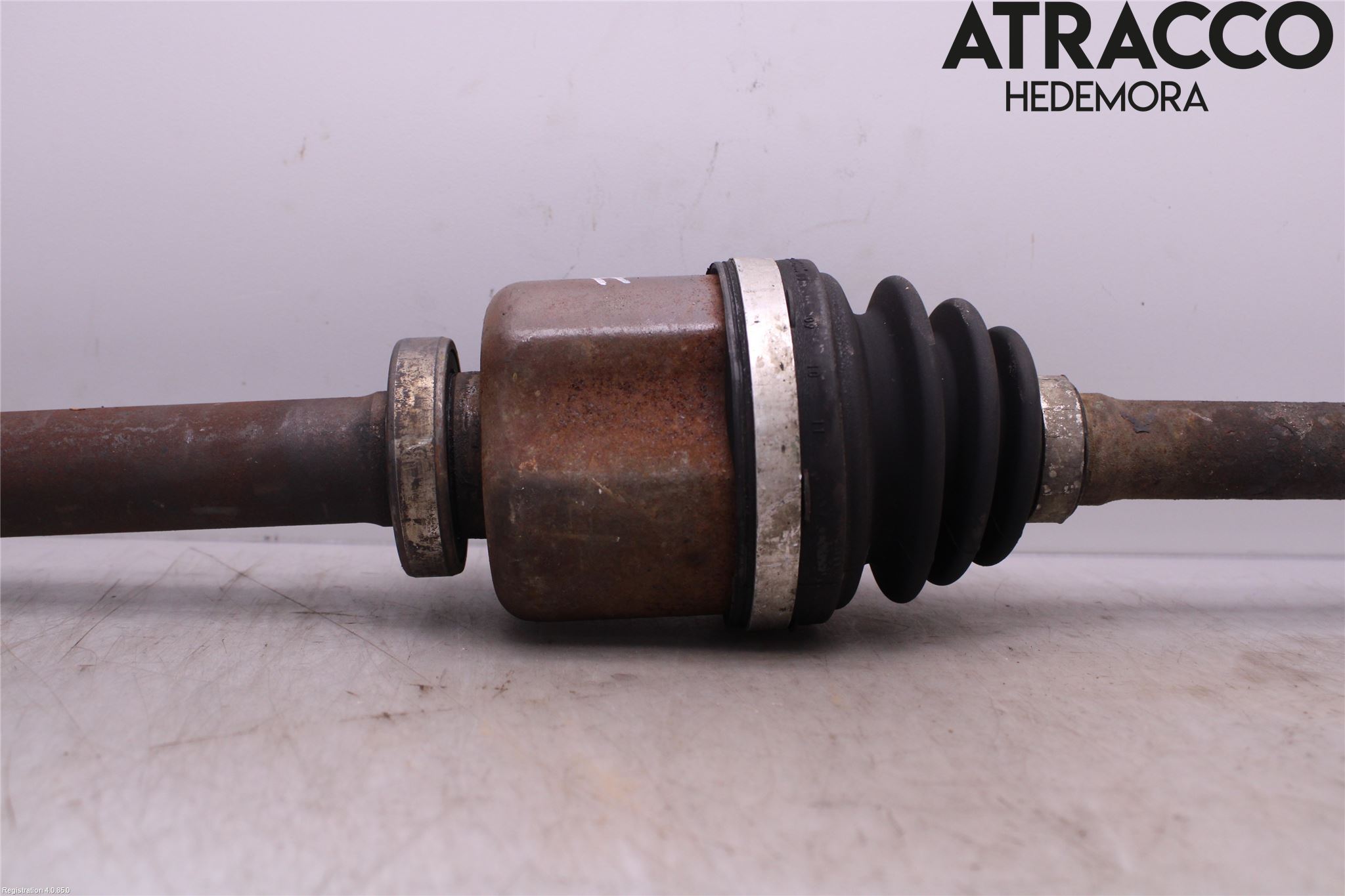 Opel VIVARO 01-14 Drivaxel Fram Höger