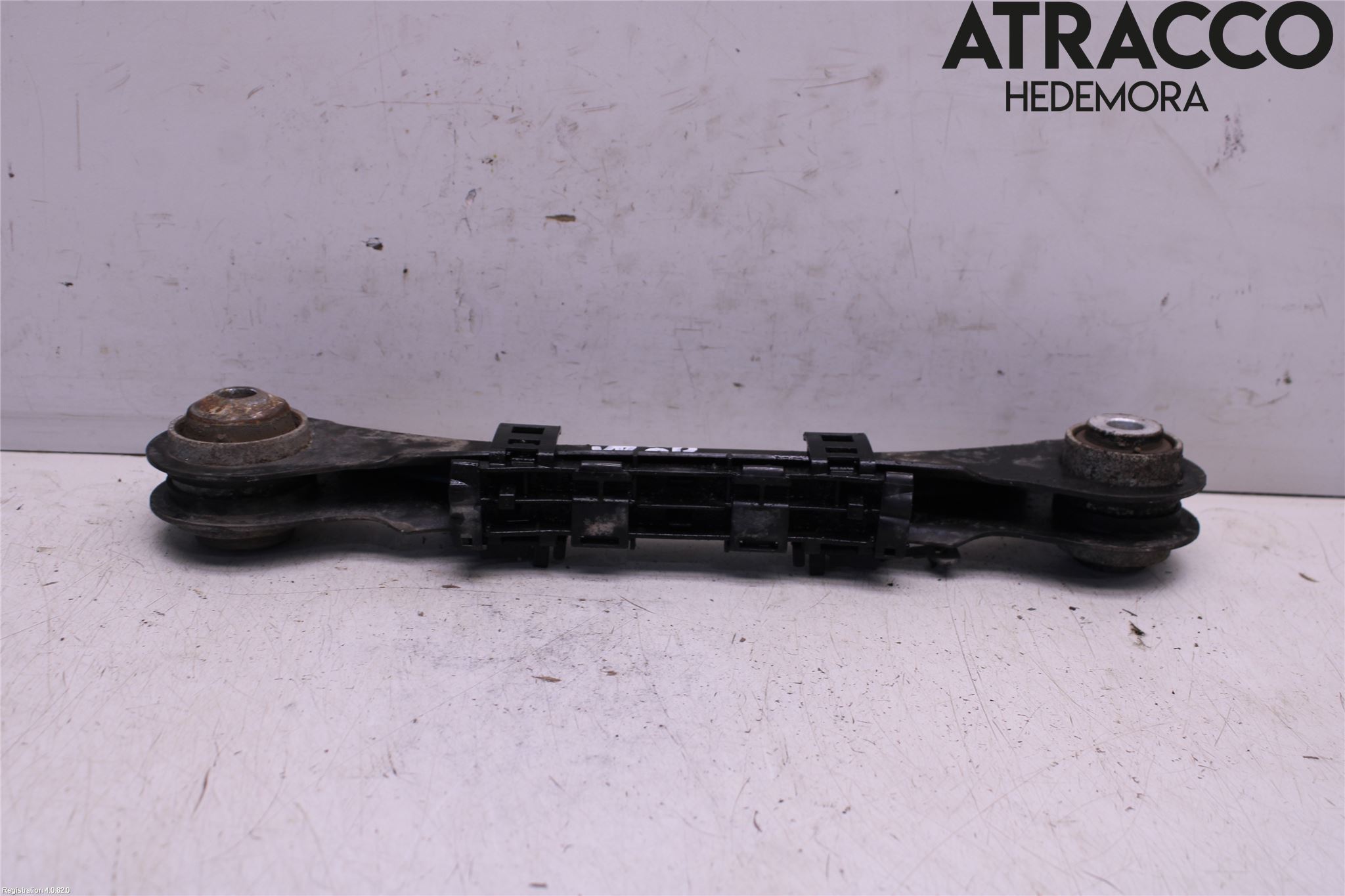 BMW 1 F20/F21 11-19 Bärarm Bak Övre Vänster