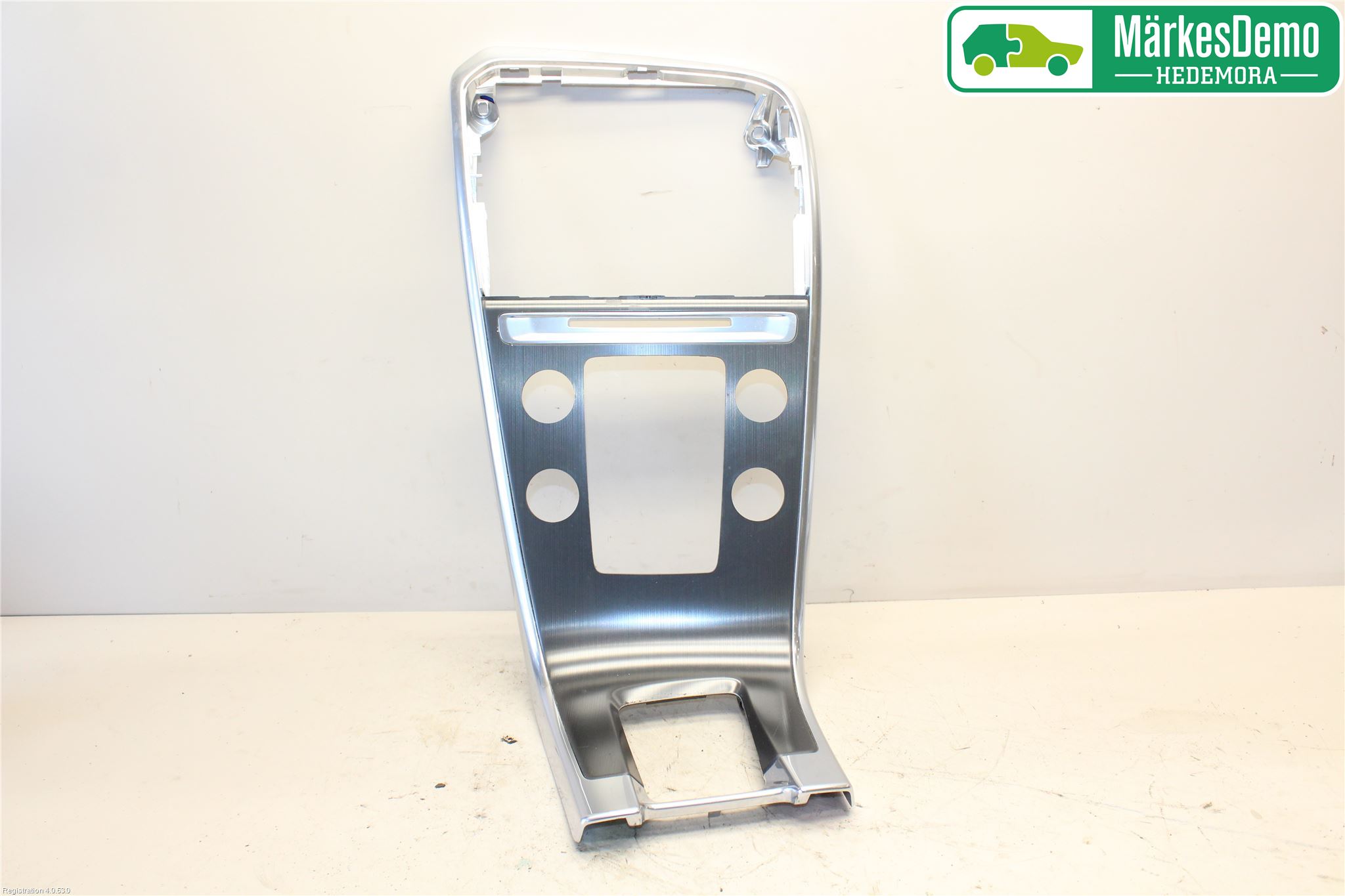 Volvo XC60 09-13 Instrumentkonsoll Mitt