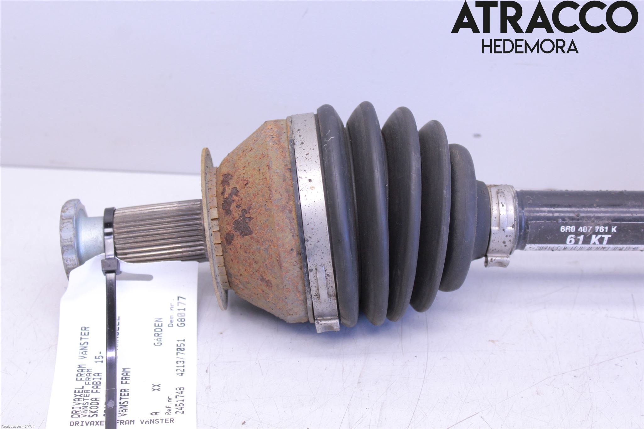 Skoda FABIA 15-21 Drivaxel Fram Vänster
