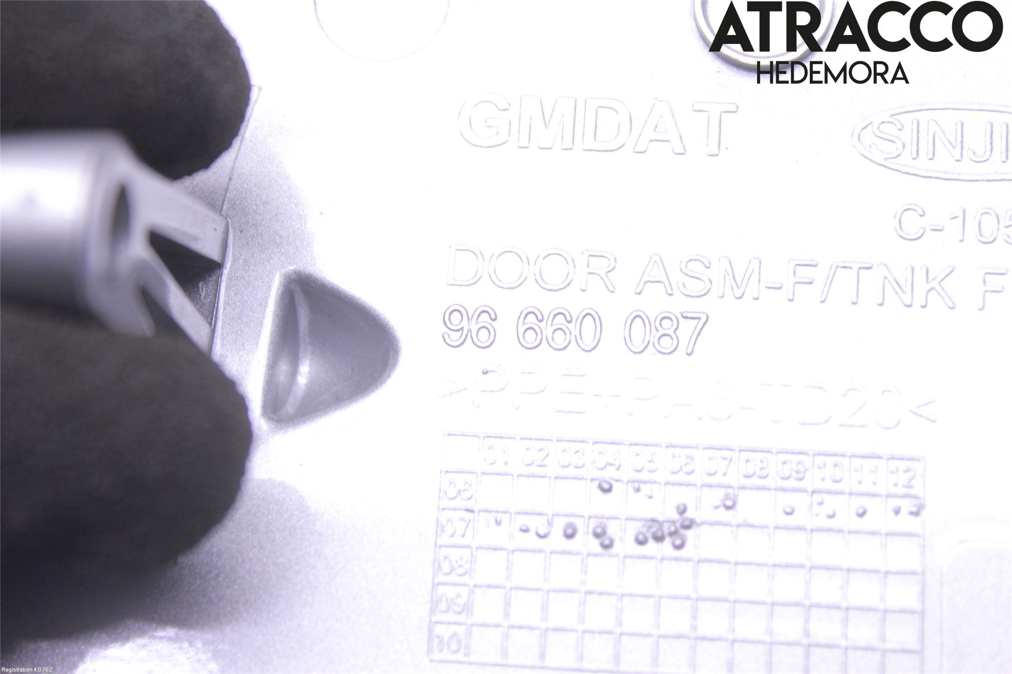 Opel ANTARA Tanklucka