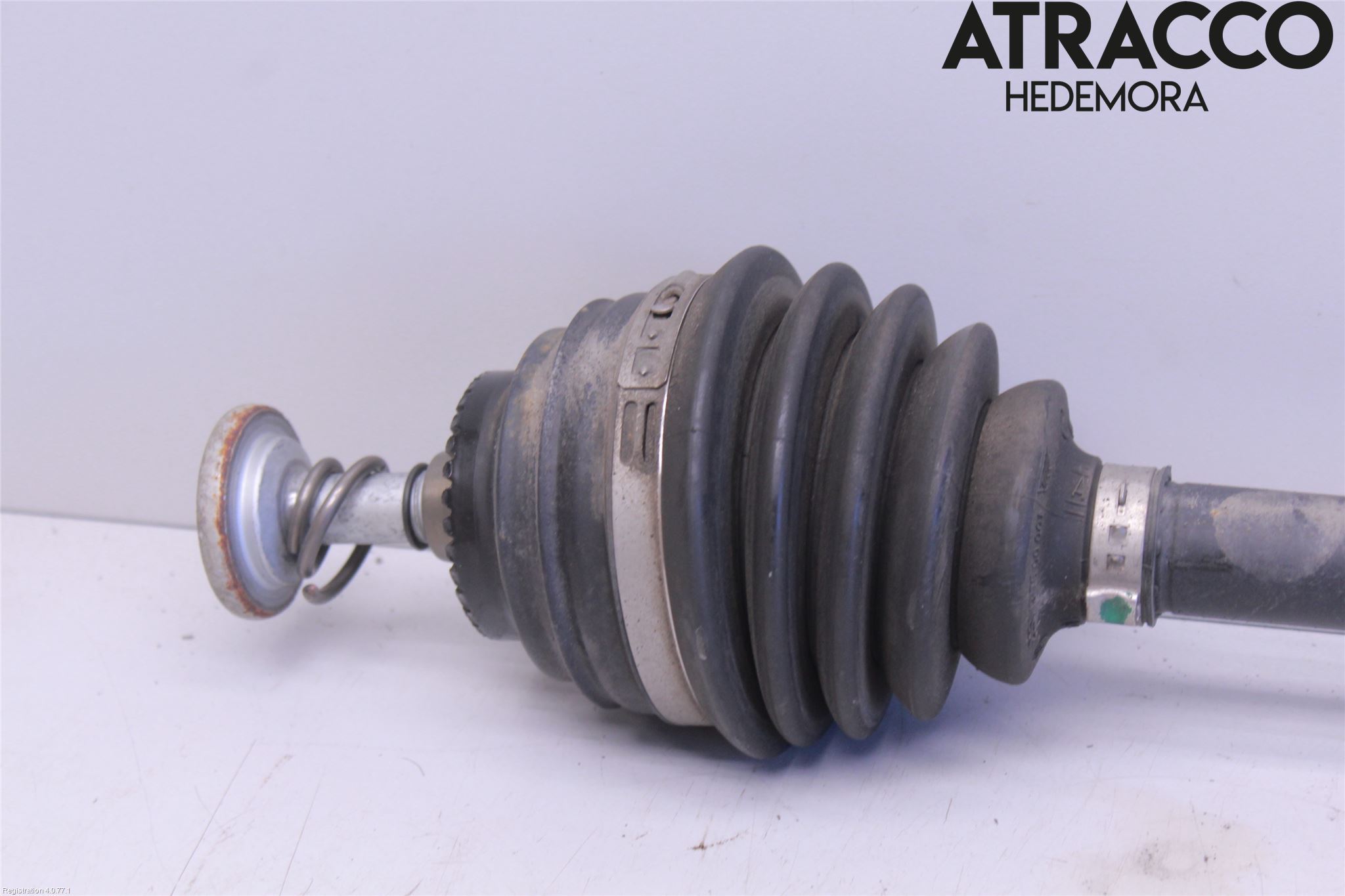BMW 1 F20/F21 11-19 Drivaxel Fram Höger