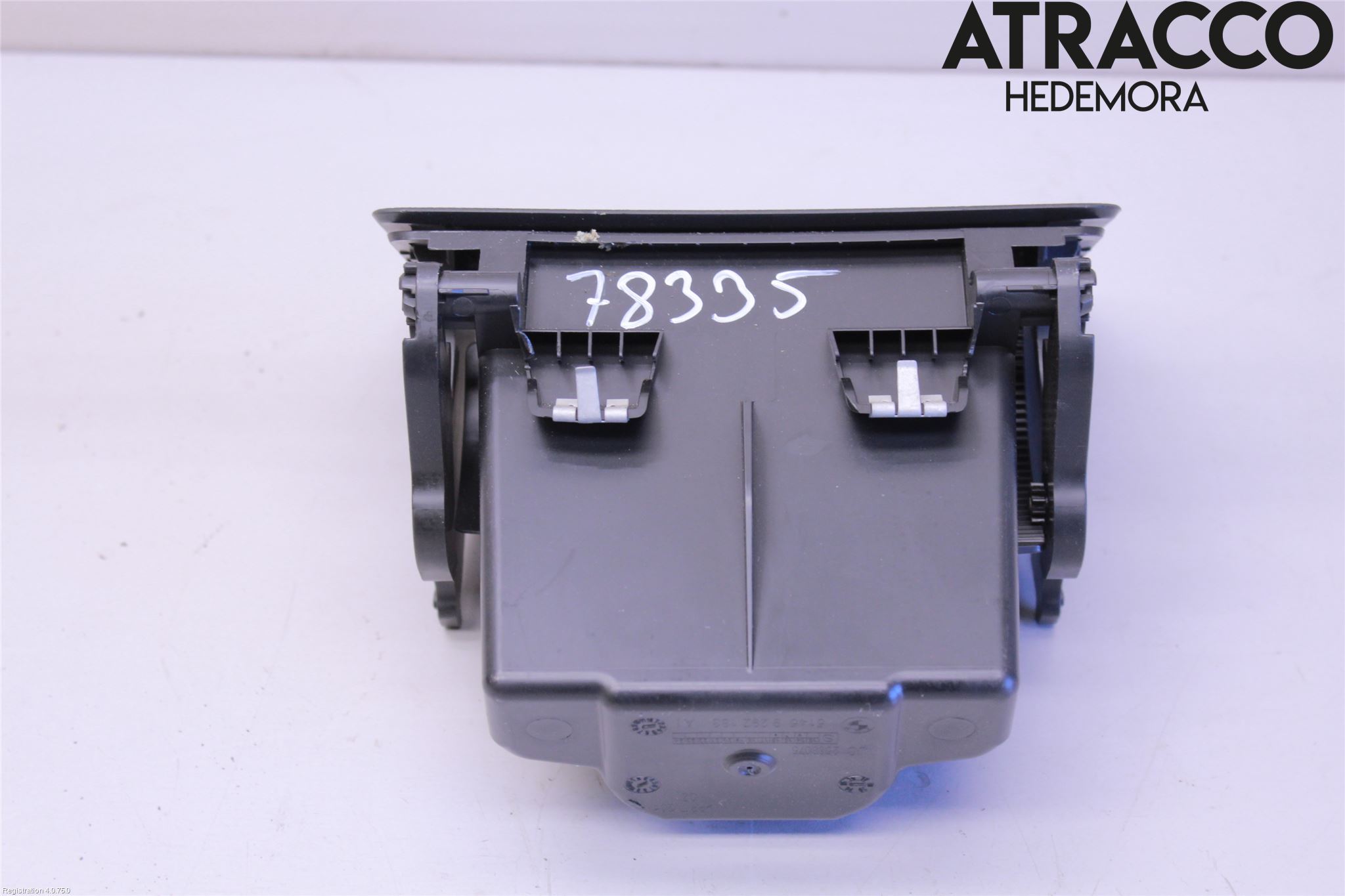 BMW X1 F48 15-22 Instrumentbräda Förvaringsfack