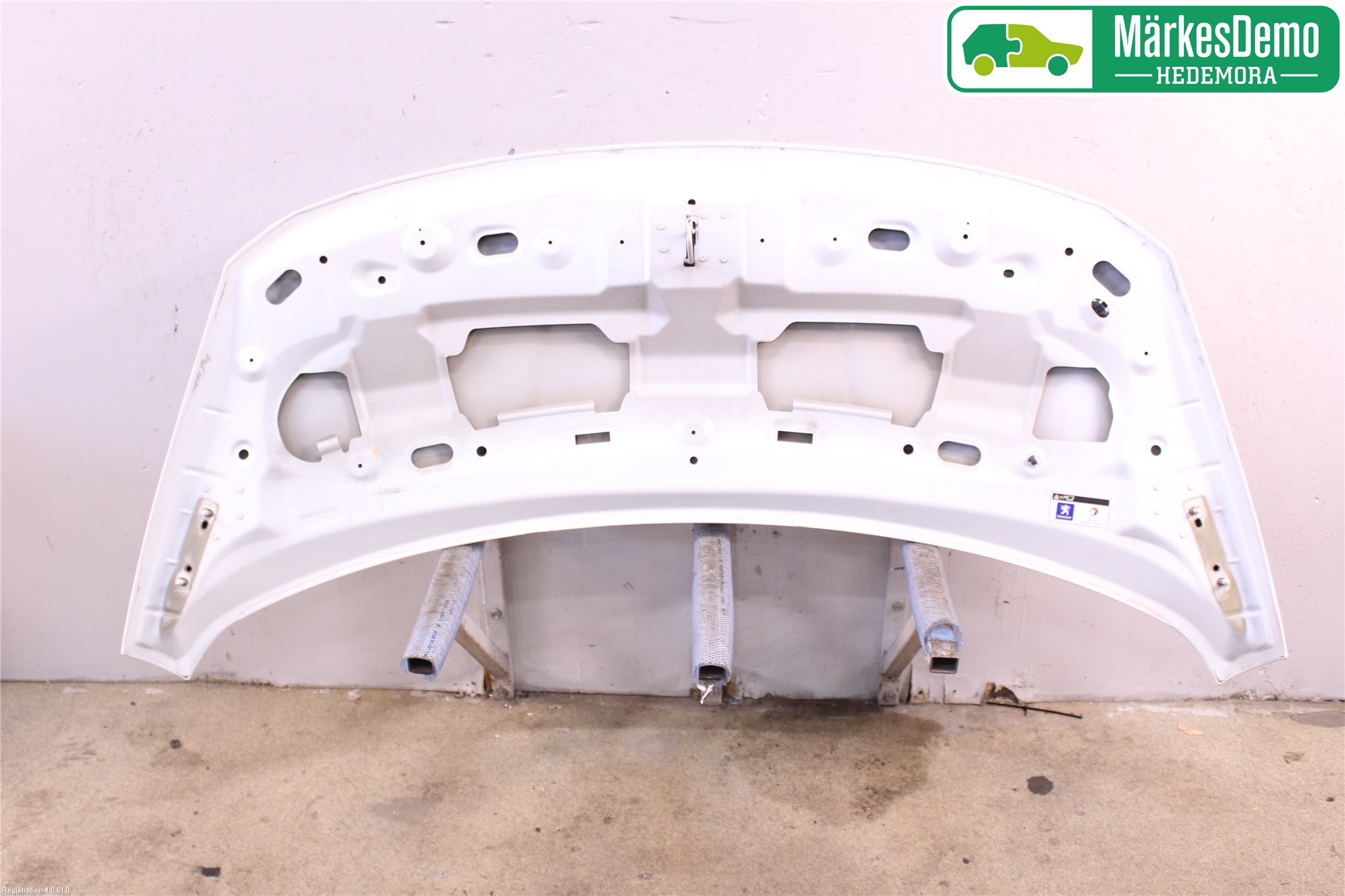 Peugeot 3008 09-16 Huv Fram