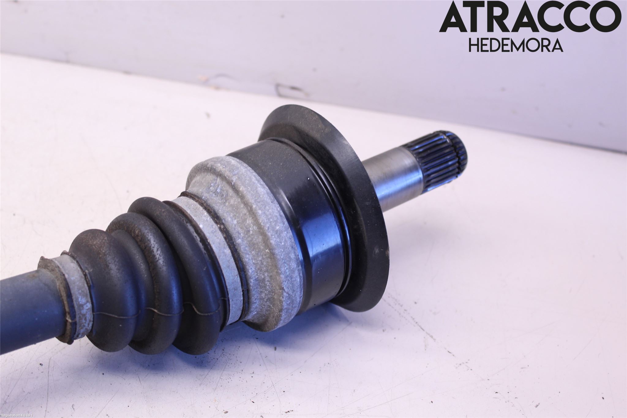 BMW 3 F30/F31/F80 12-19 Drivaxel Bak Höger
