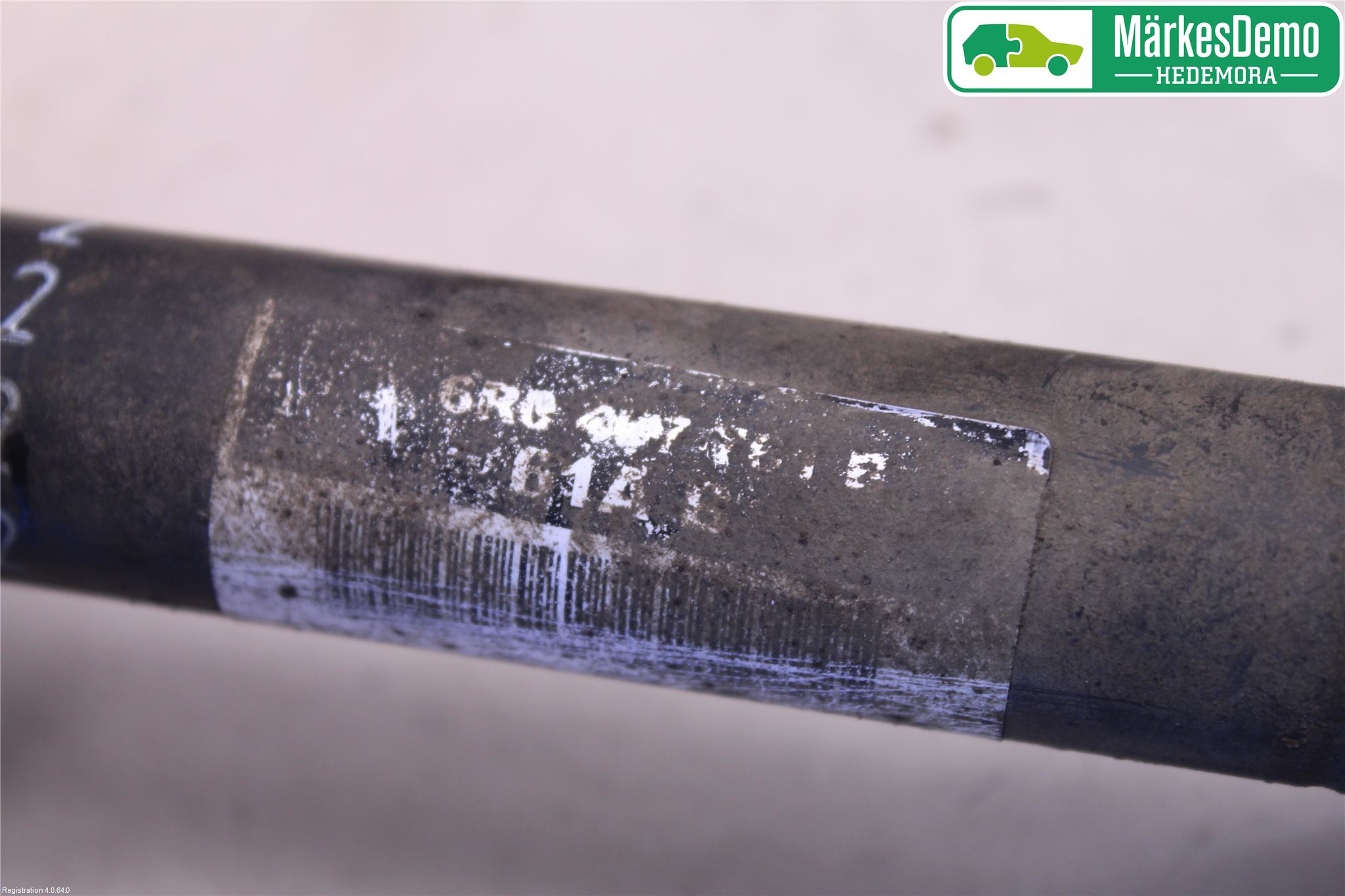 Volkswagen VW POLO 10-17 Drivaxel Fram Vänster