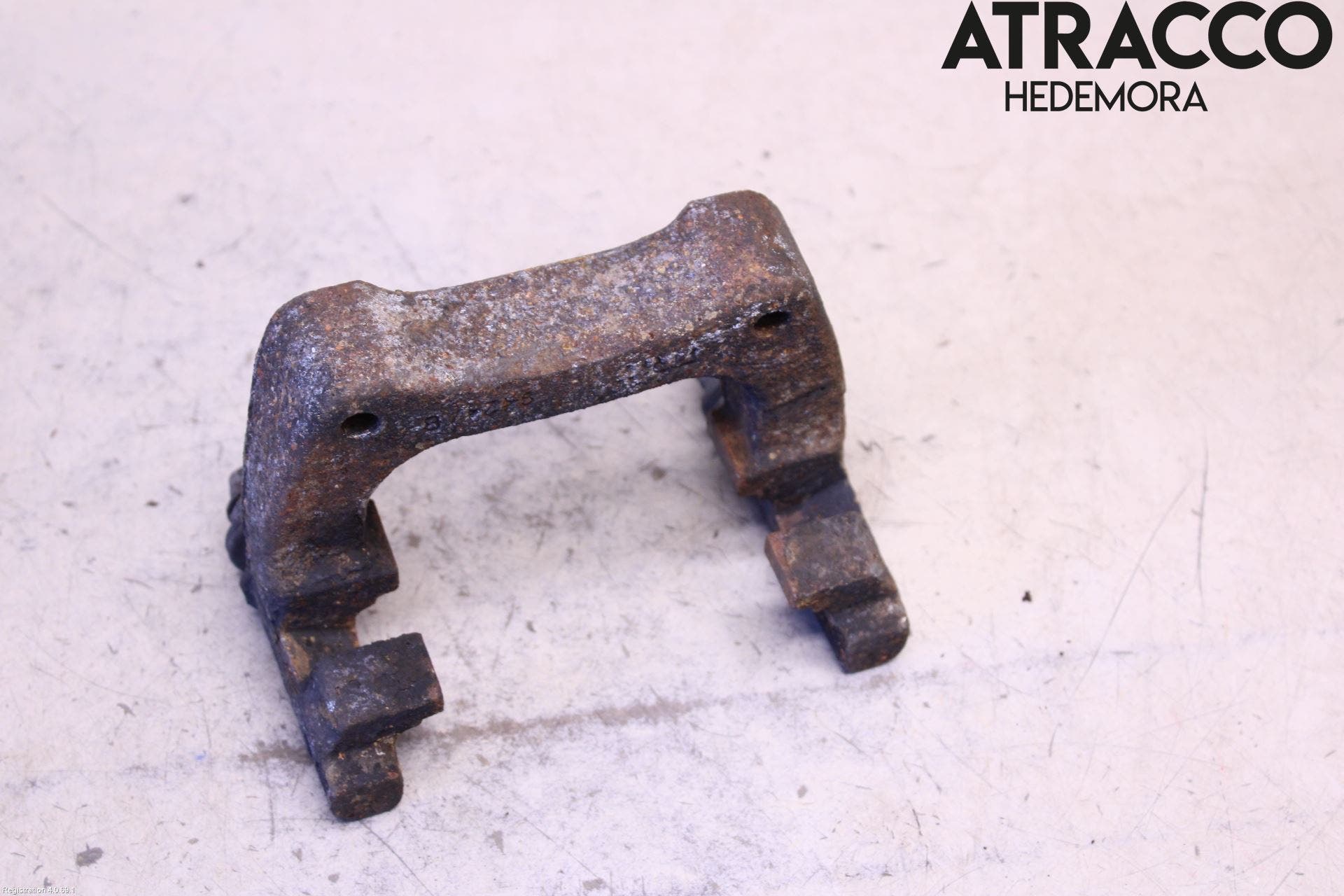 Peugeot PARTNER 16-18 Bromsokshållare