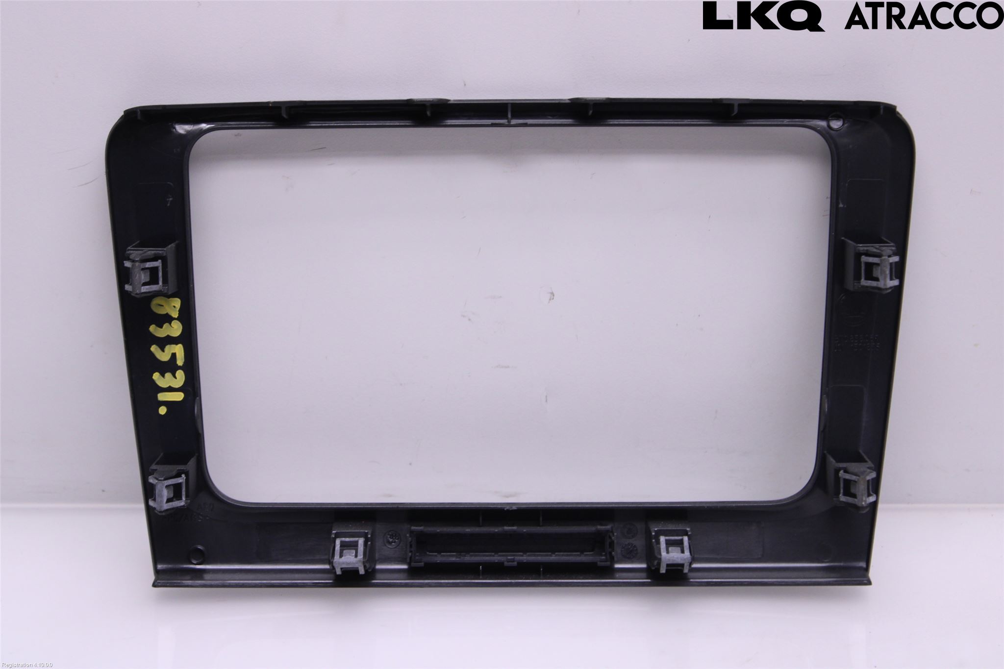 Skoda SUPERB 09-15 Instrument-Radio Sarg