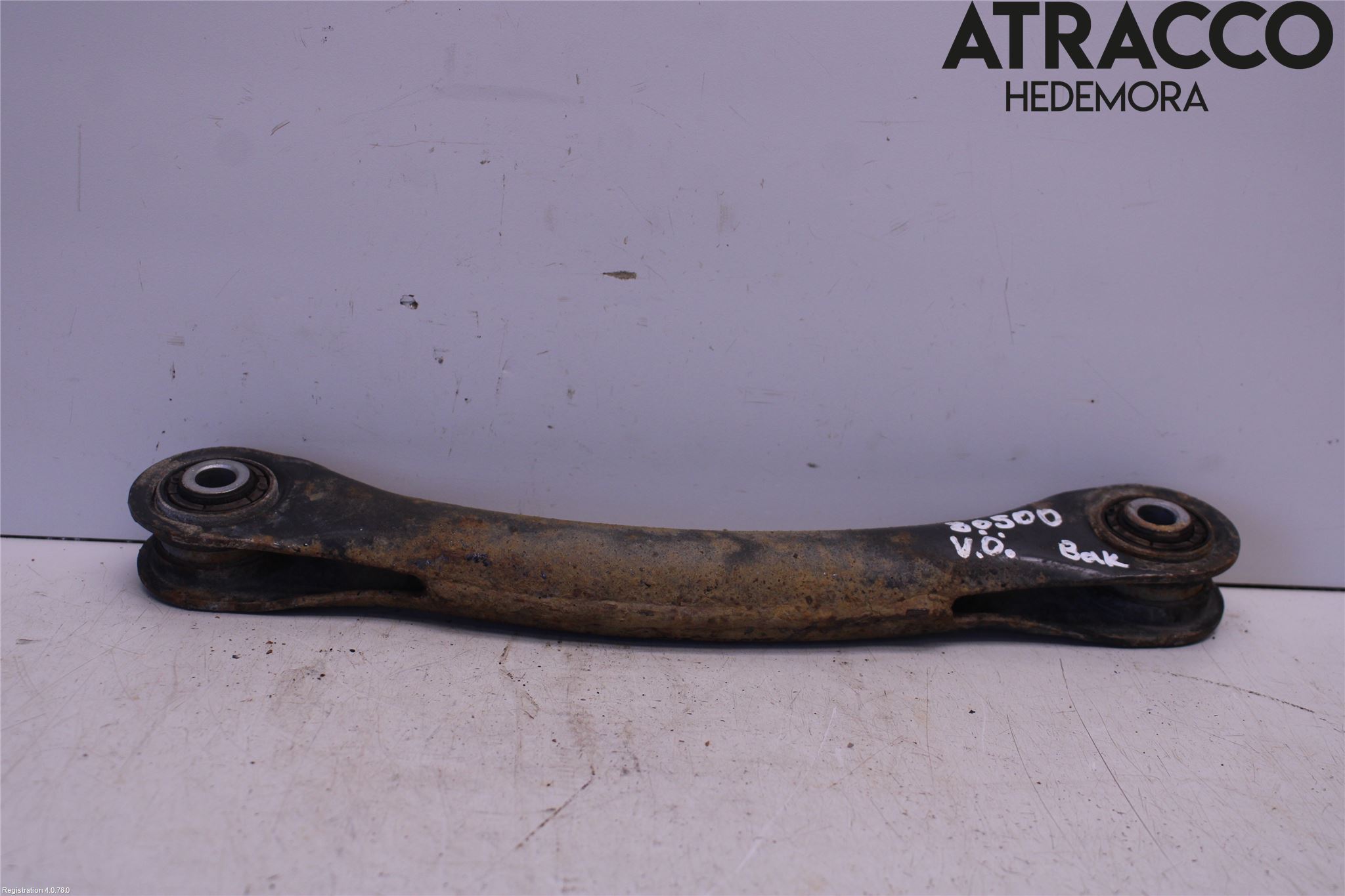 Ford FOCUS 15-18 Bärarm Bak Övre Vänster