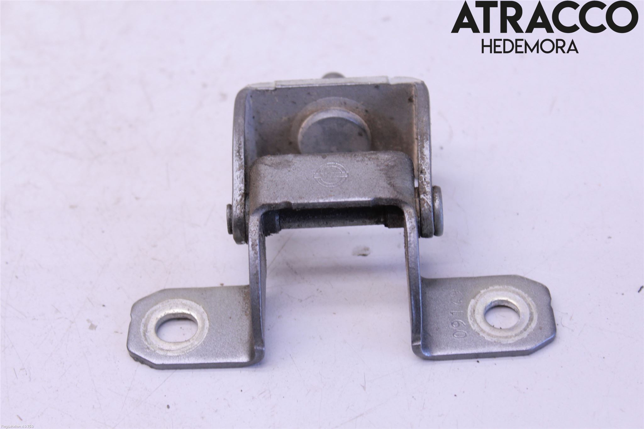 Nissan NOTE E12 14-20 Bakluckegångjärn Vä