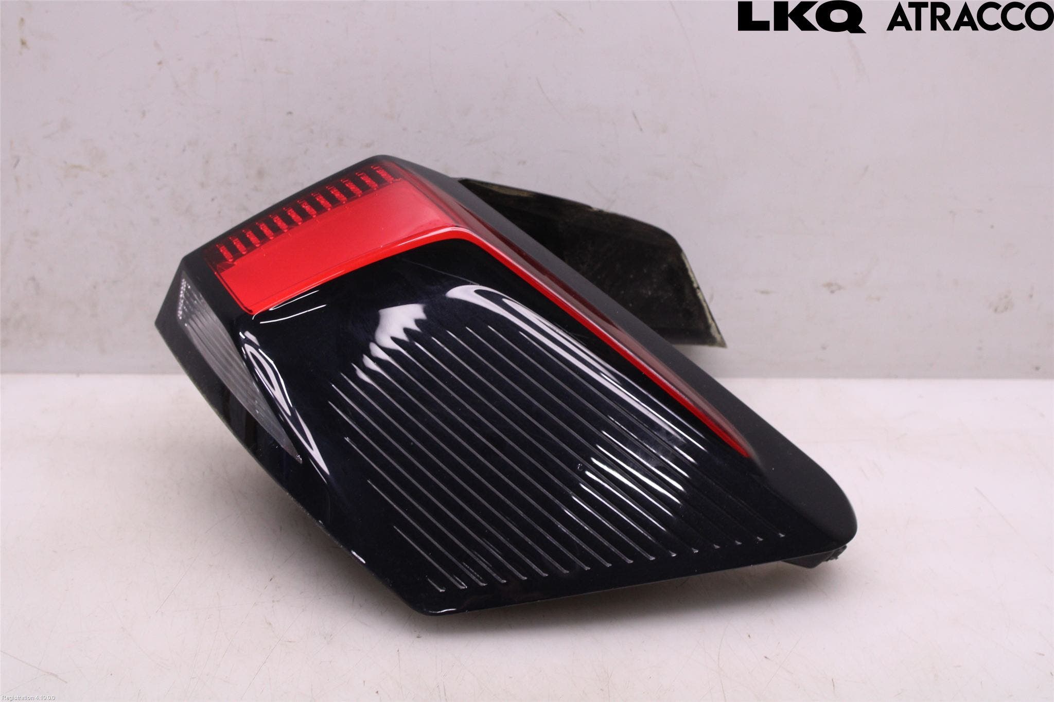 Peugeot 3008 17-24 Bakljus Höger