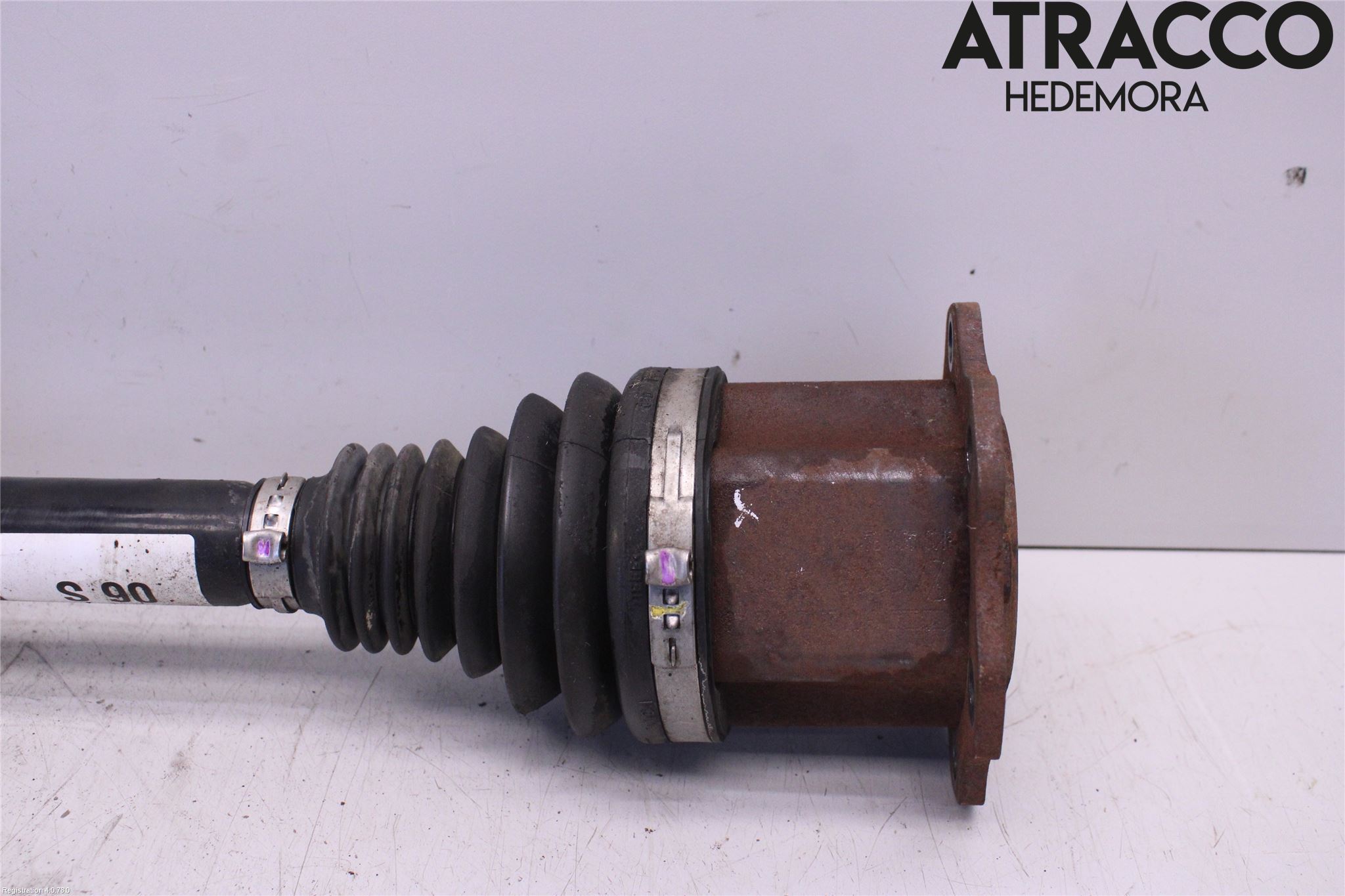 Audi A4/S4 08-11 Drivaxel Fram Vänster