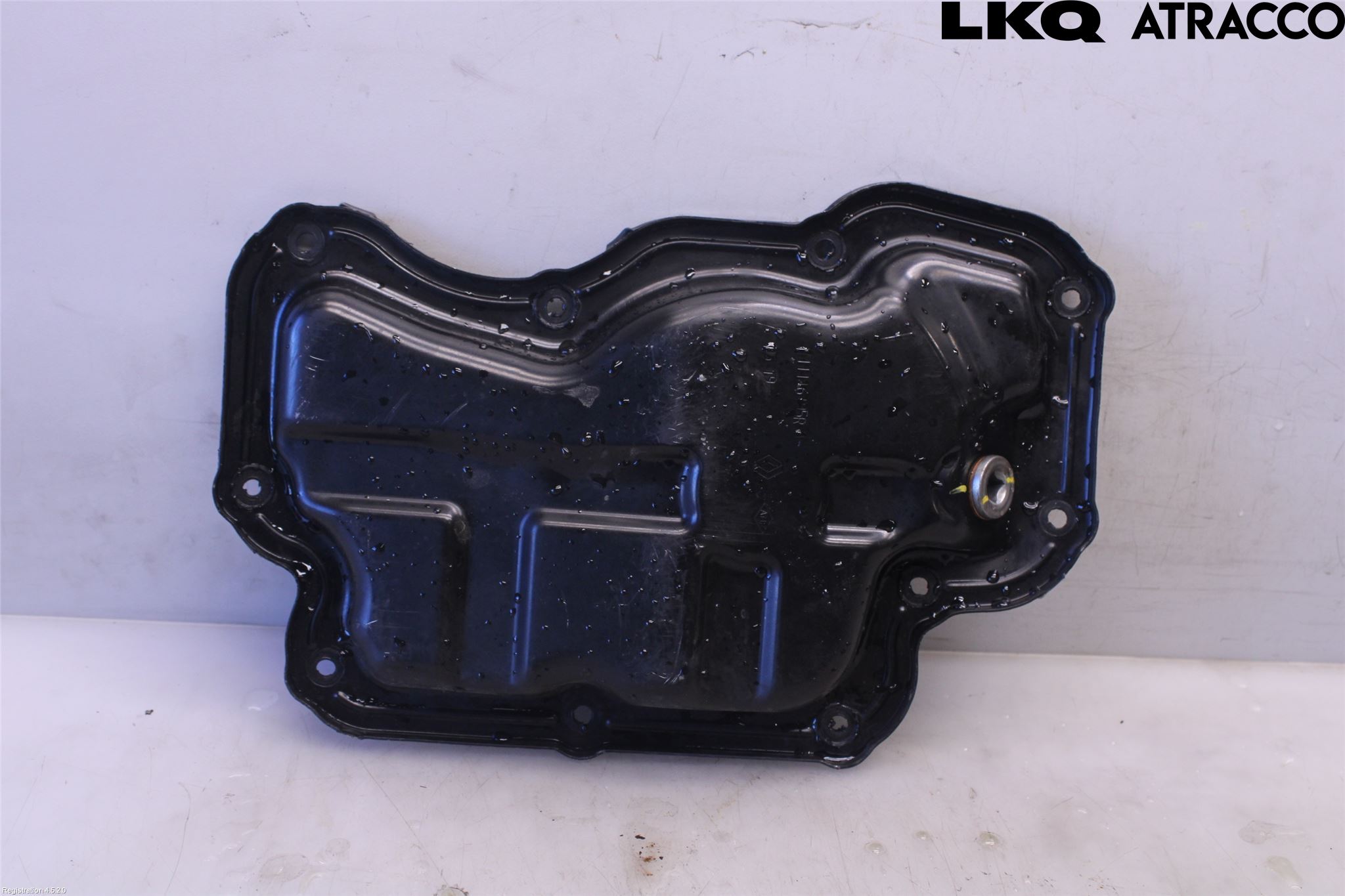 Dacia DUSTER 18-24 Oljetråg