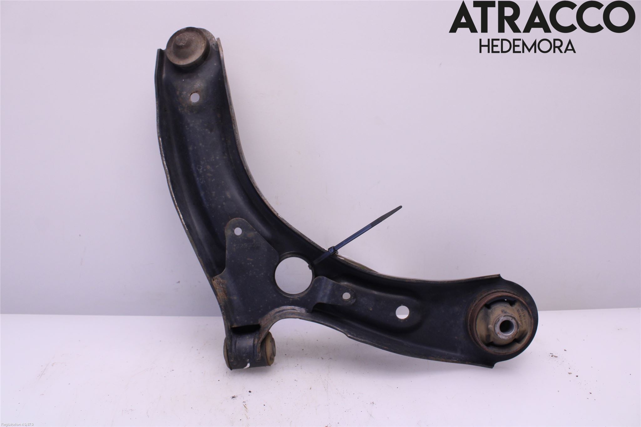 Kia PICANTO 17- Bärarm Fram Undre Vä