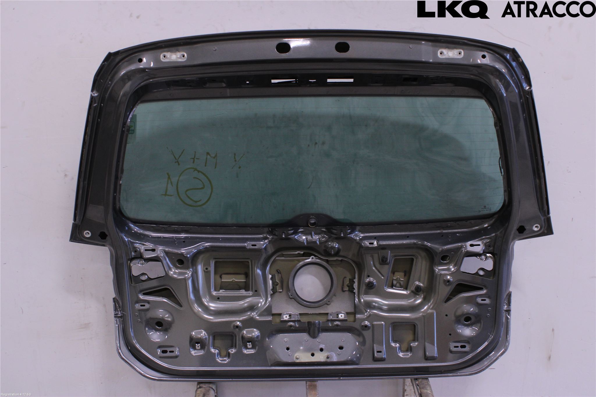 Volkswagen VW PASSAT 15-19 Baklucka Kombi