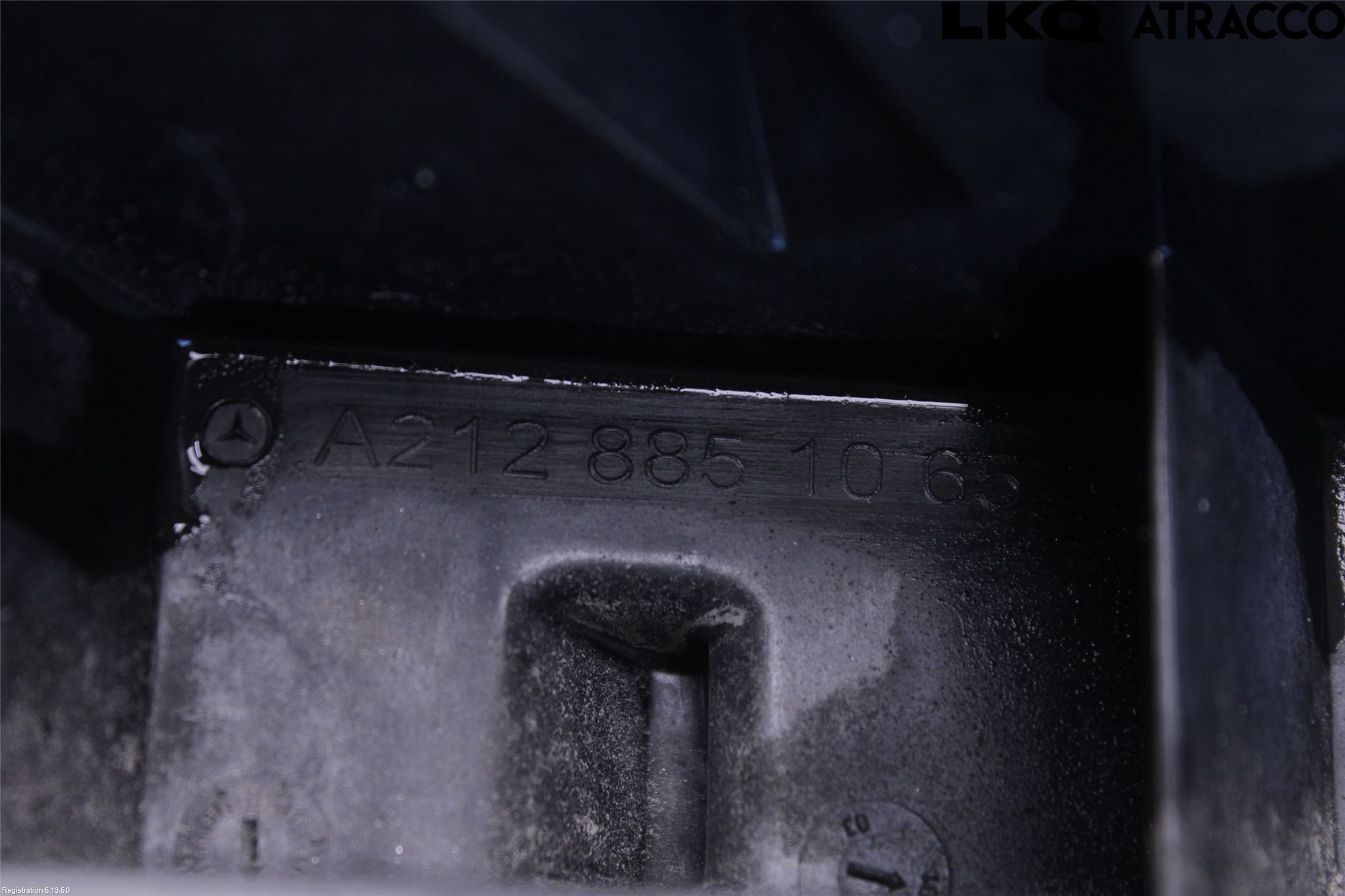Mercedes-Benz MB E-KLASS (W212) 09-16 Stötfångardel Bak Hö