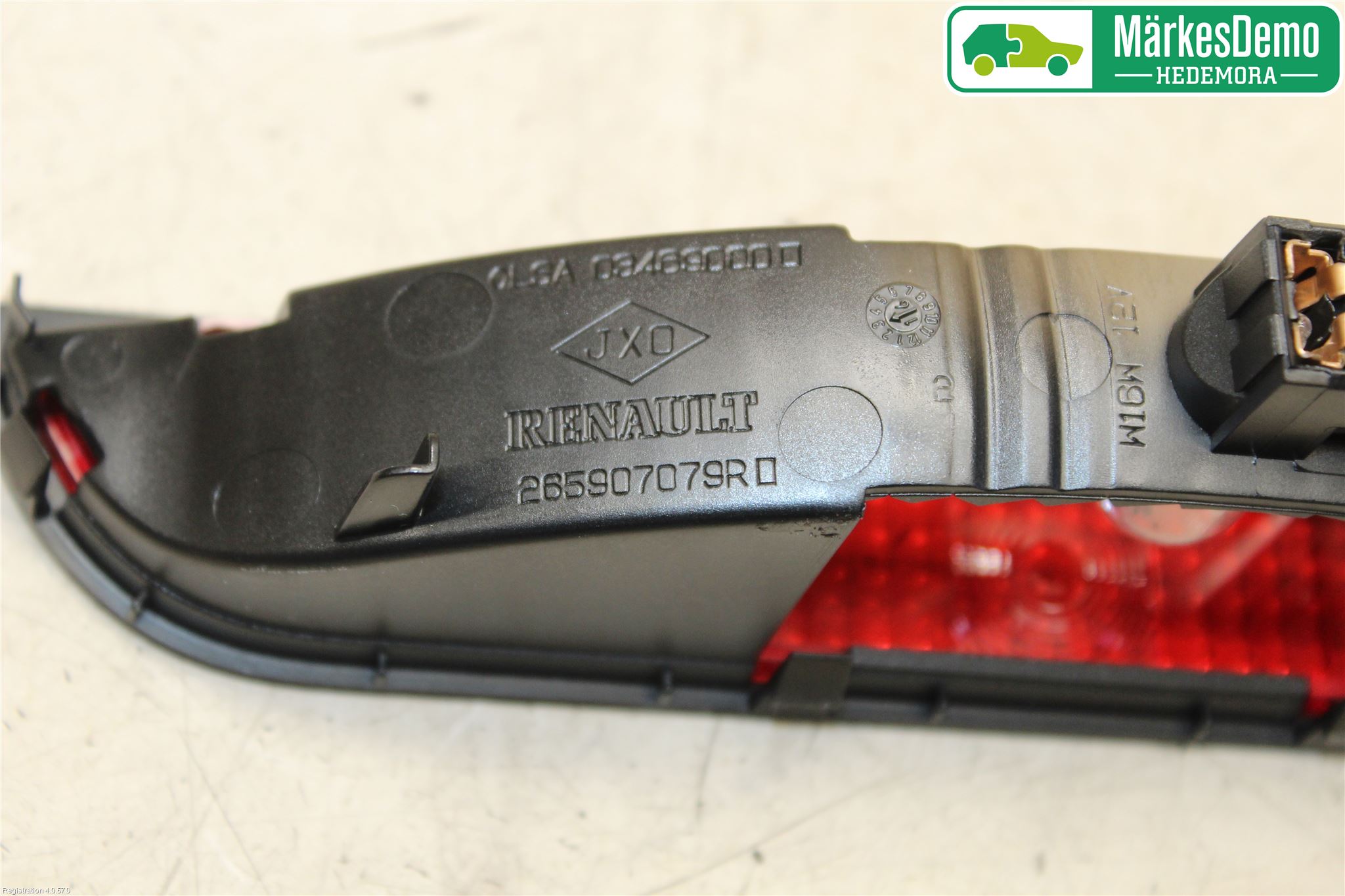 Dacia SANDERO/STEPWAY 13-20 Bromsljus Bakruta