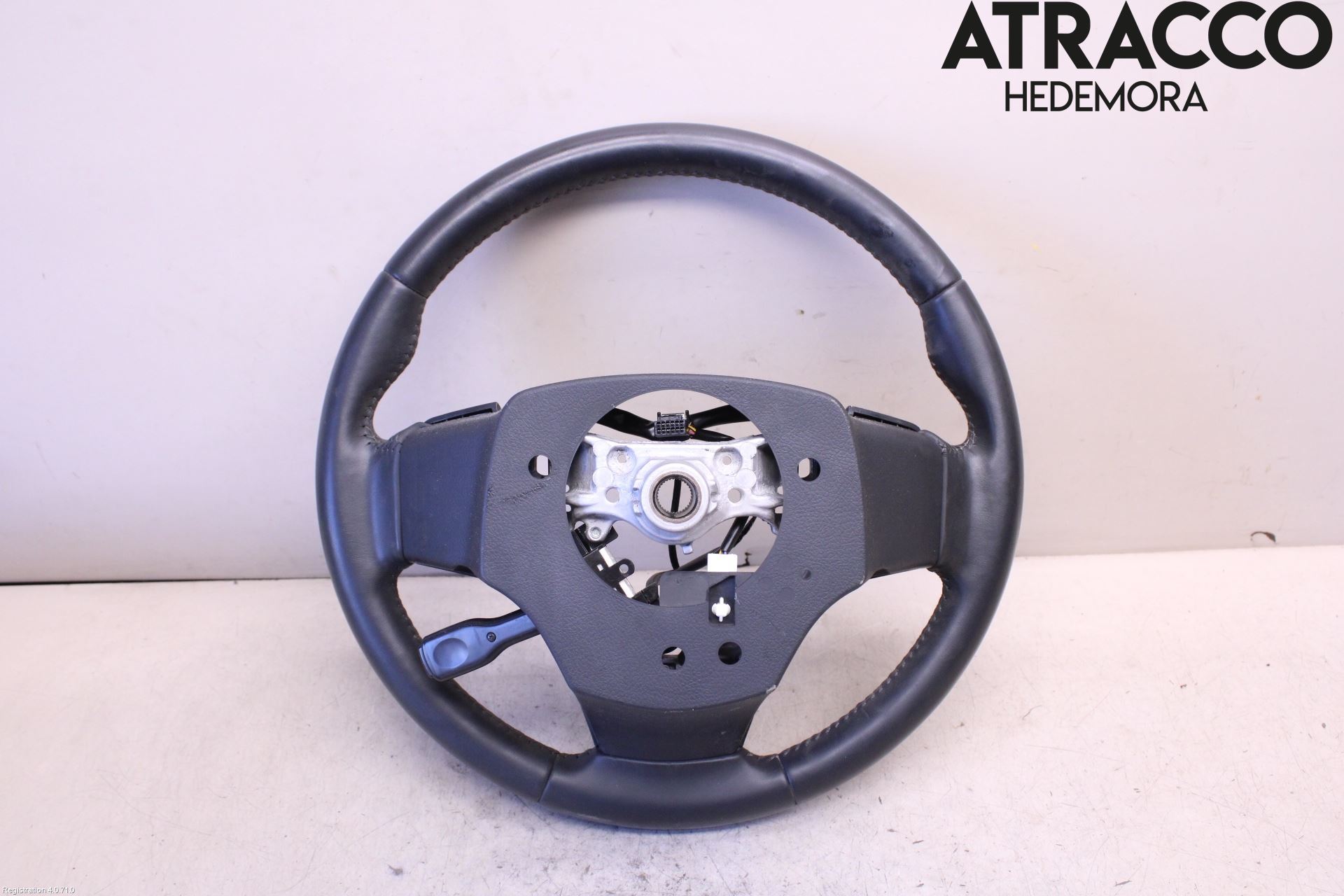 Toyota AVENSIS 16-18 Ratt