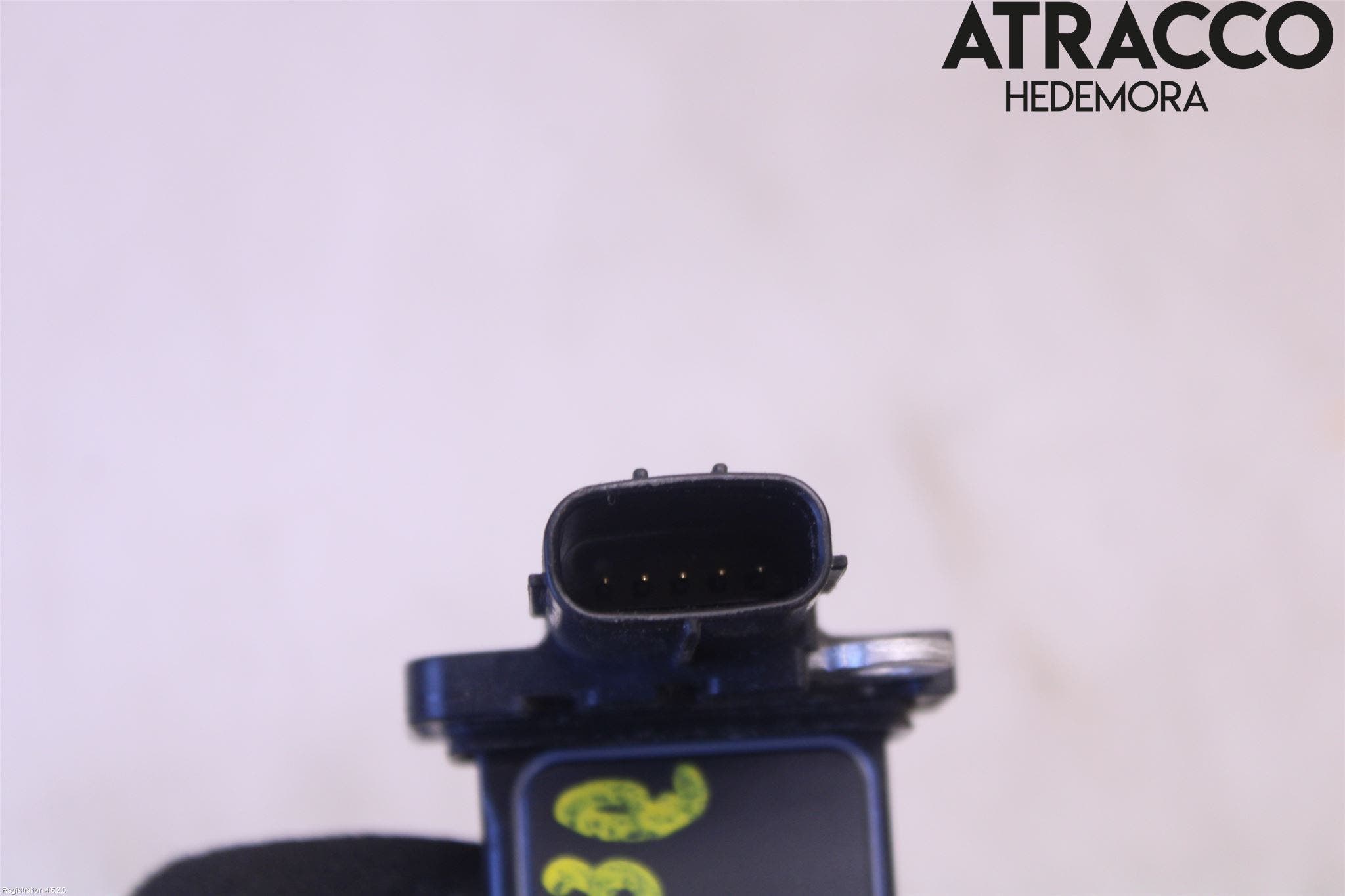 Toyota YARIS XP130 12-14 Injluftmassamätare